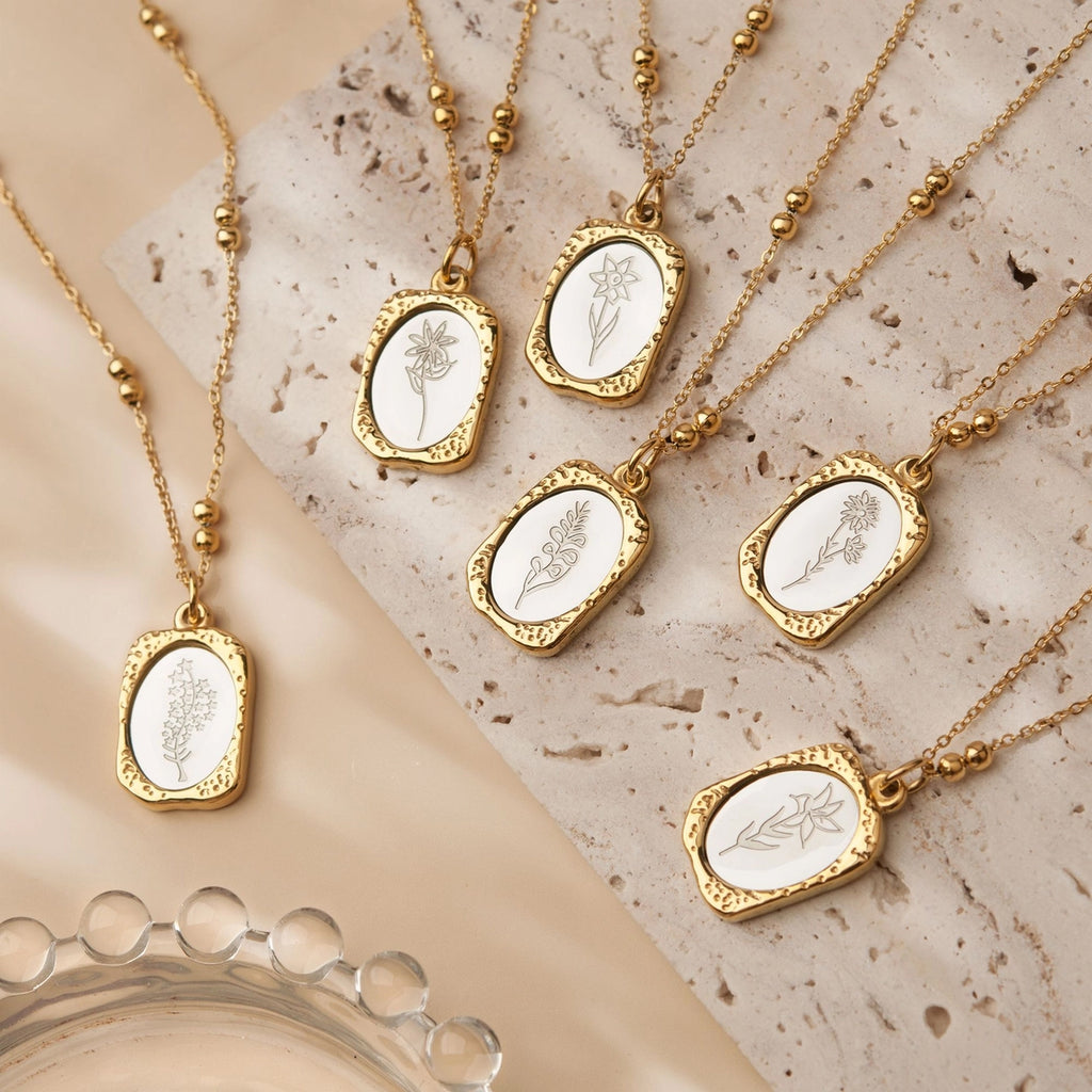 "I Love You Mom" Vintage Mirror Birth Flower Necklace