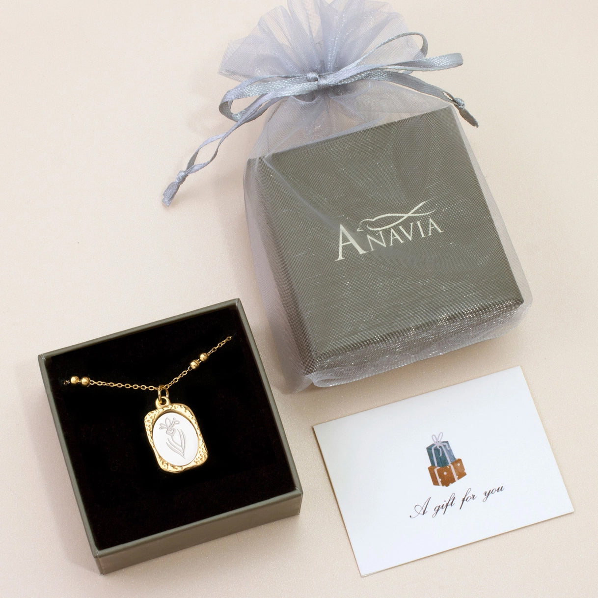 "I Love You Mom" Vintage Mirror Birth Flower Necklace