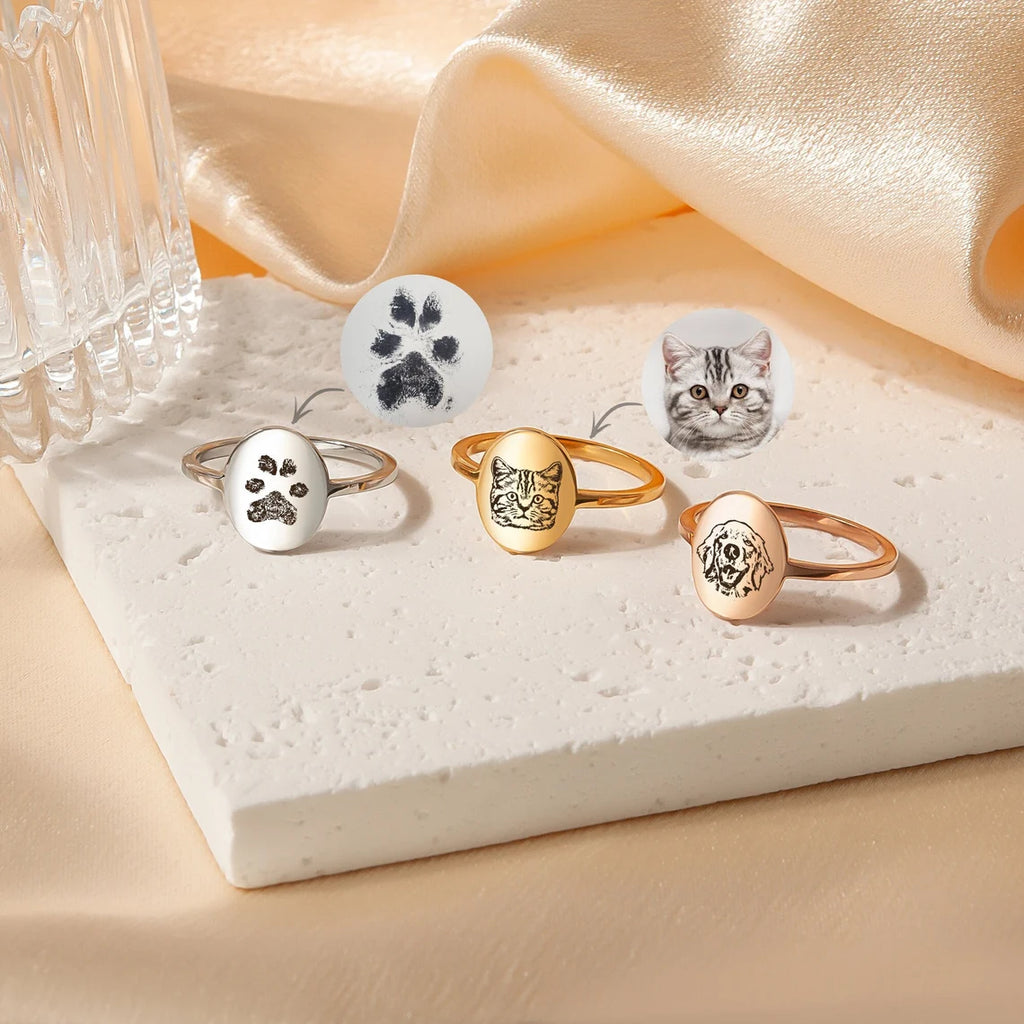 Personalized Oval Pet Portrait Ring