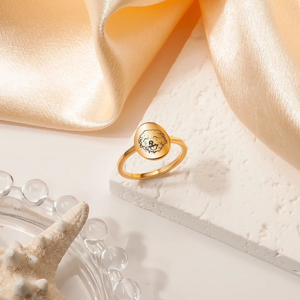 Personalized Oval Pet Portrait Ring