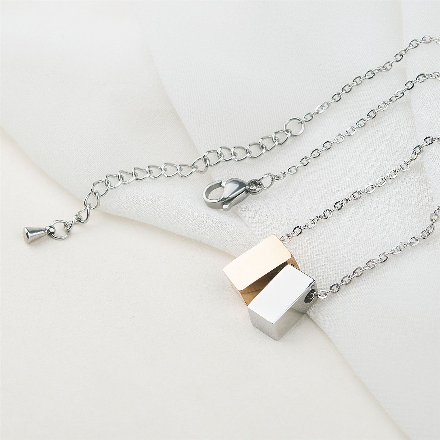 Merry Christmas Card and Cube Necklace Gift Set