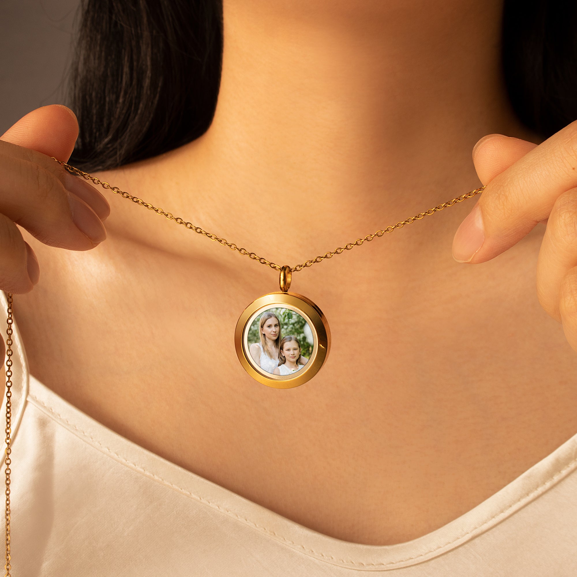 Glass Round Photo Locket Necklace