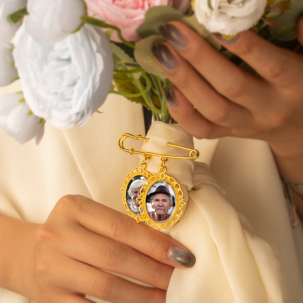 Horizontal Oval Wedding Photo Brooch Pin