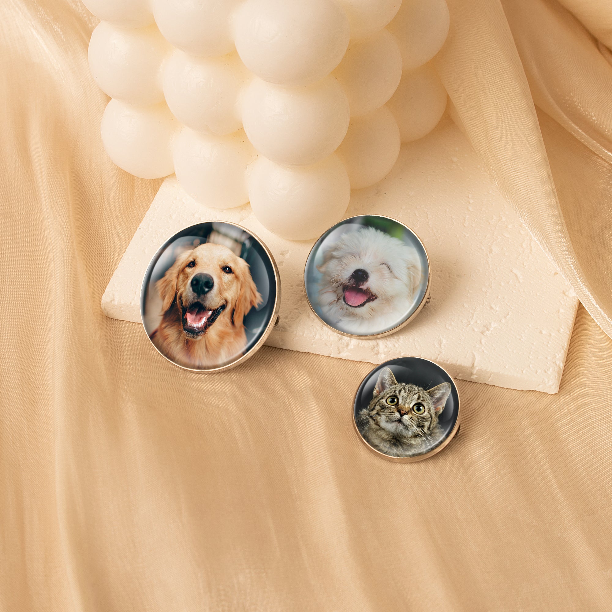 Custom Round Photo Pin