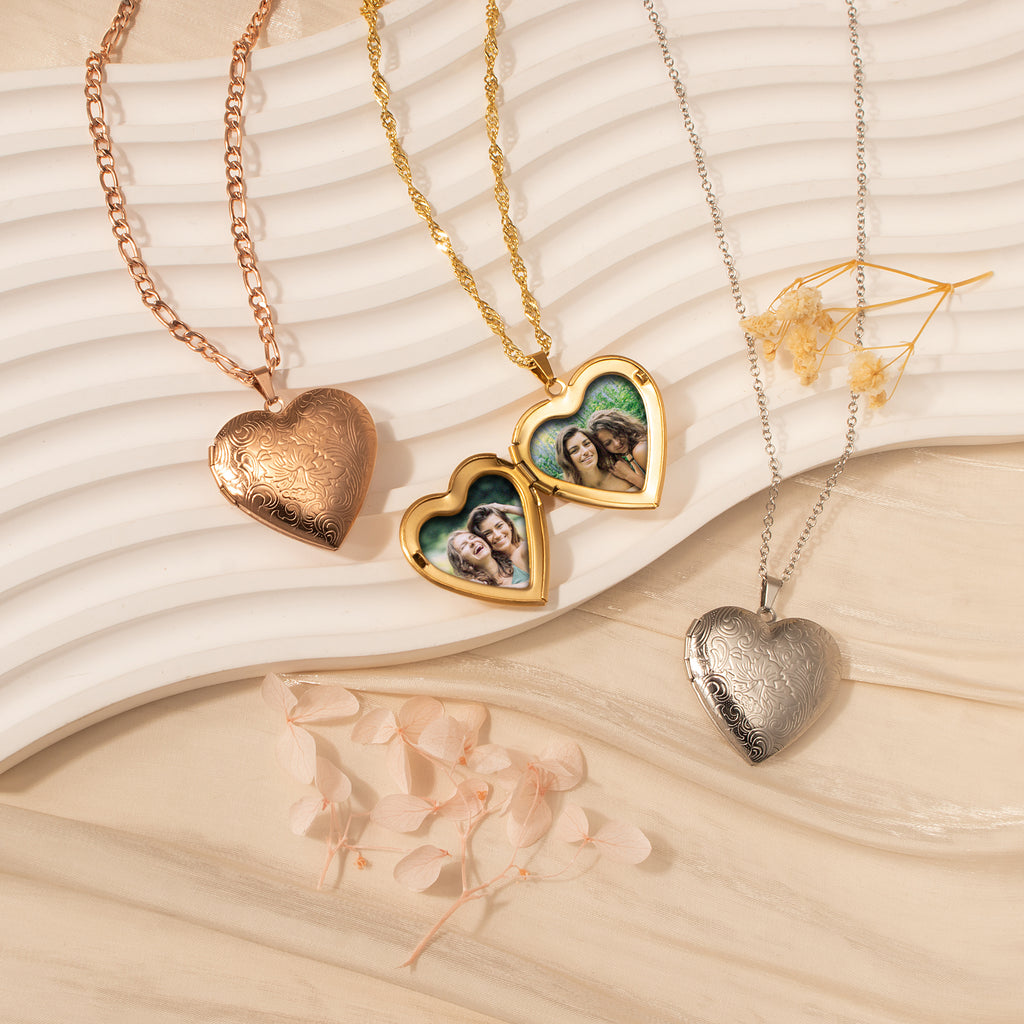 Custom Wave Photo Heart Locket