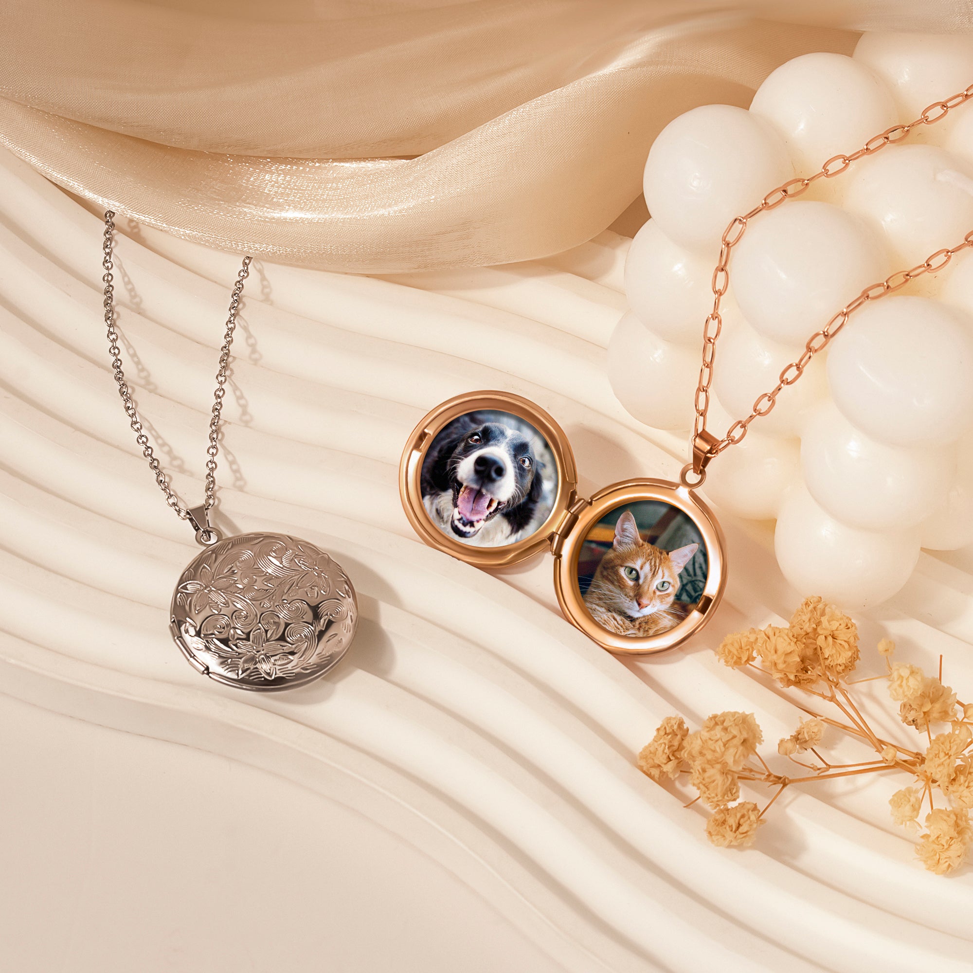 Victorian Flourish Round Photo Locket