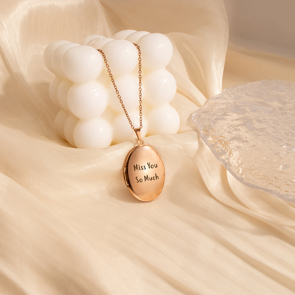 Oval Photo Locket Necklace