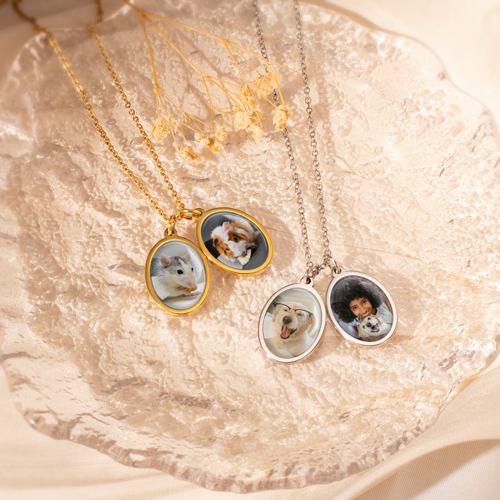 Oval Pet Photo Necklace with Glass Dome Cab