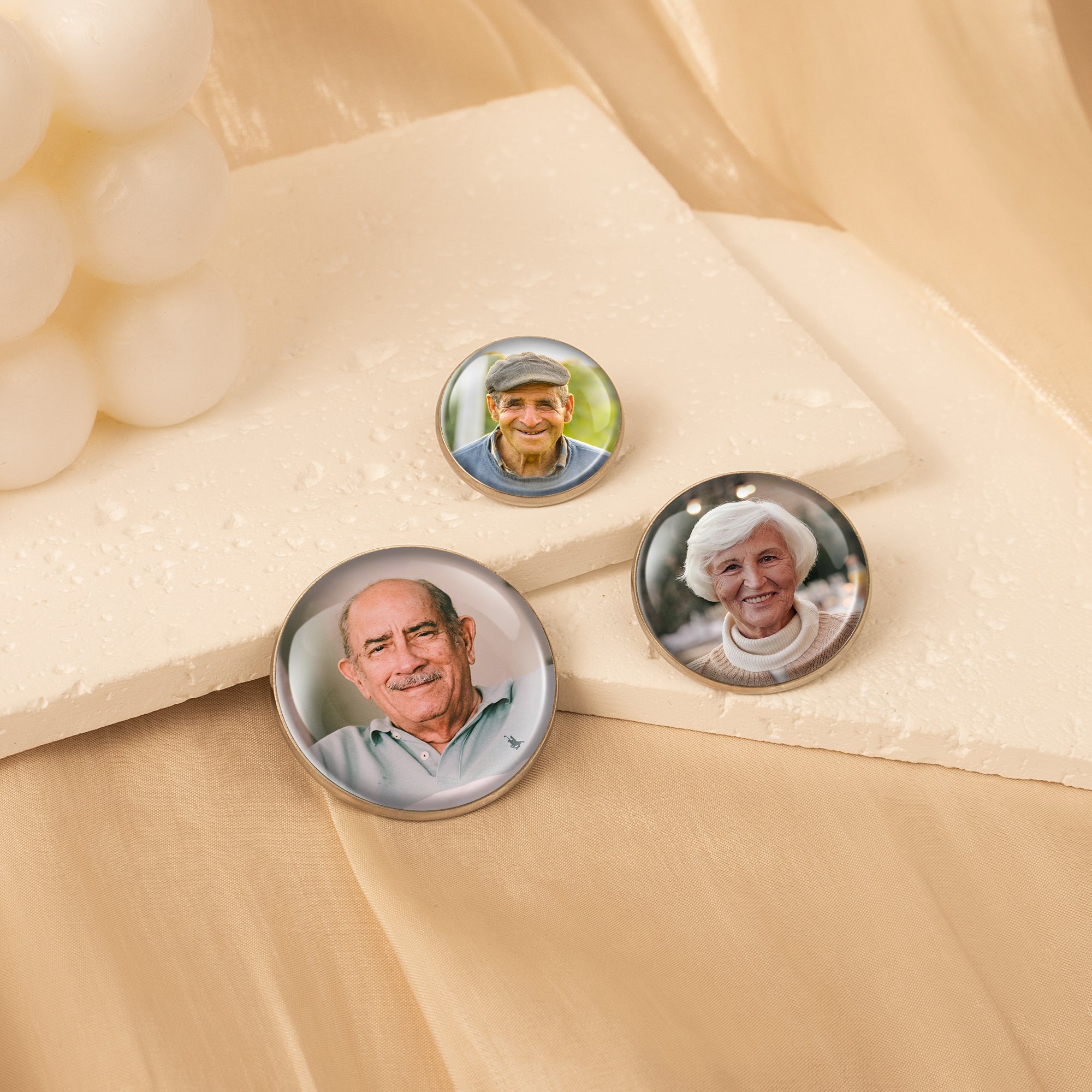 Custom Round Photo Pin