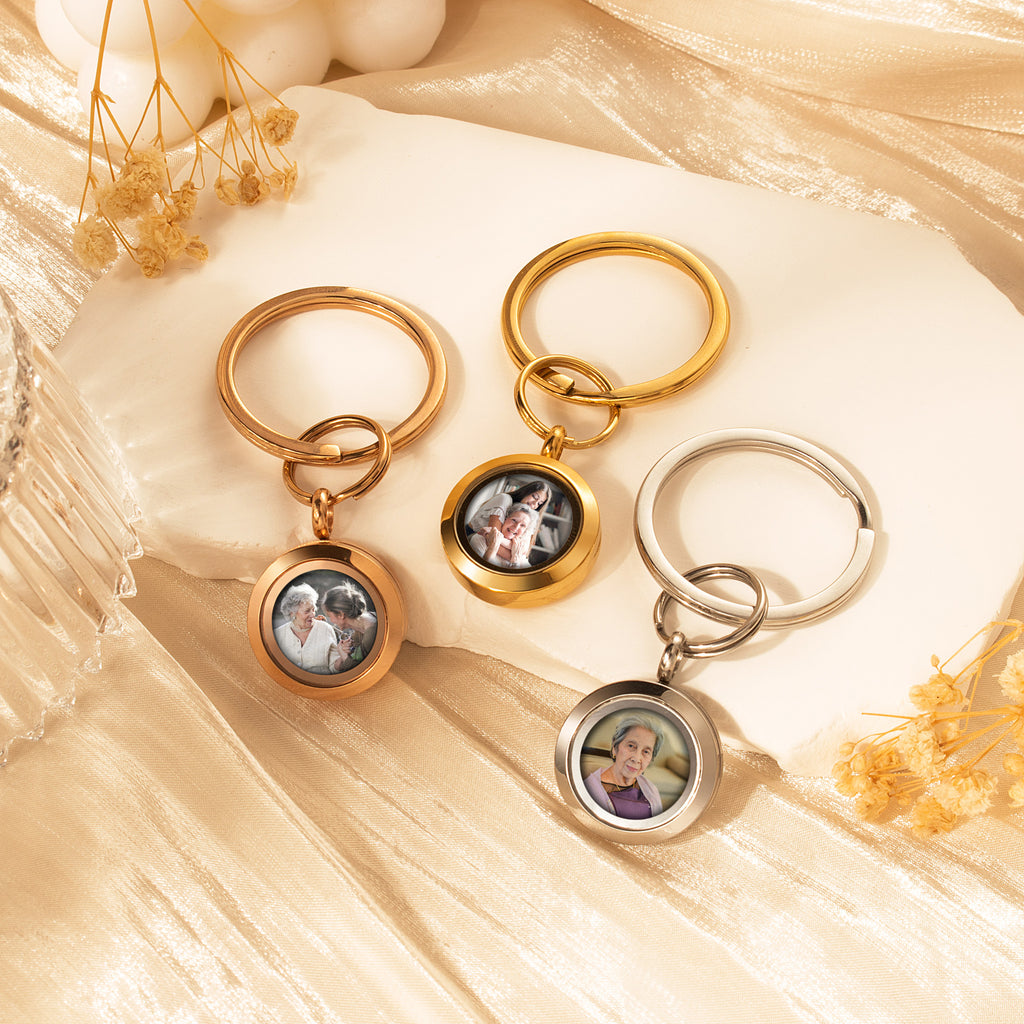 Round Photo Locket Memorial Keychain