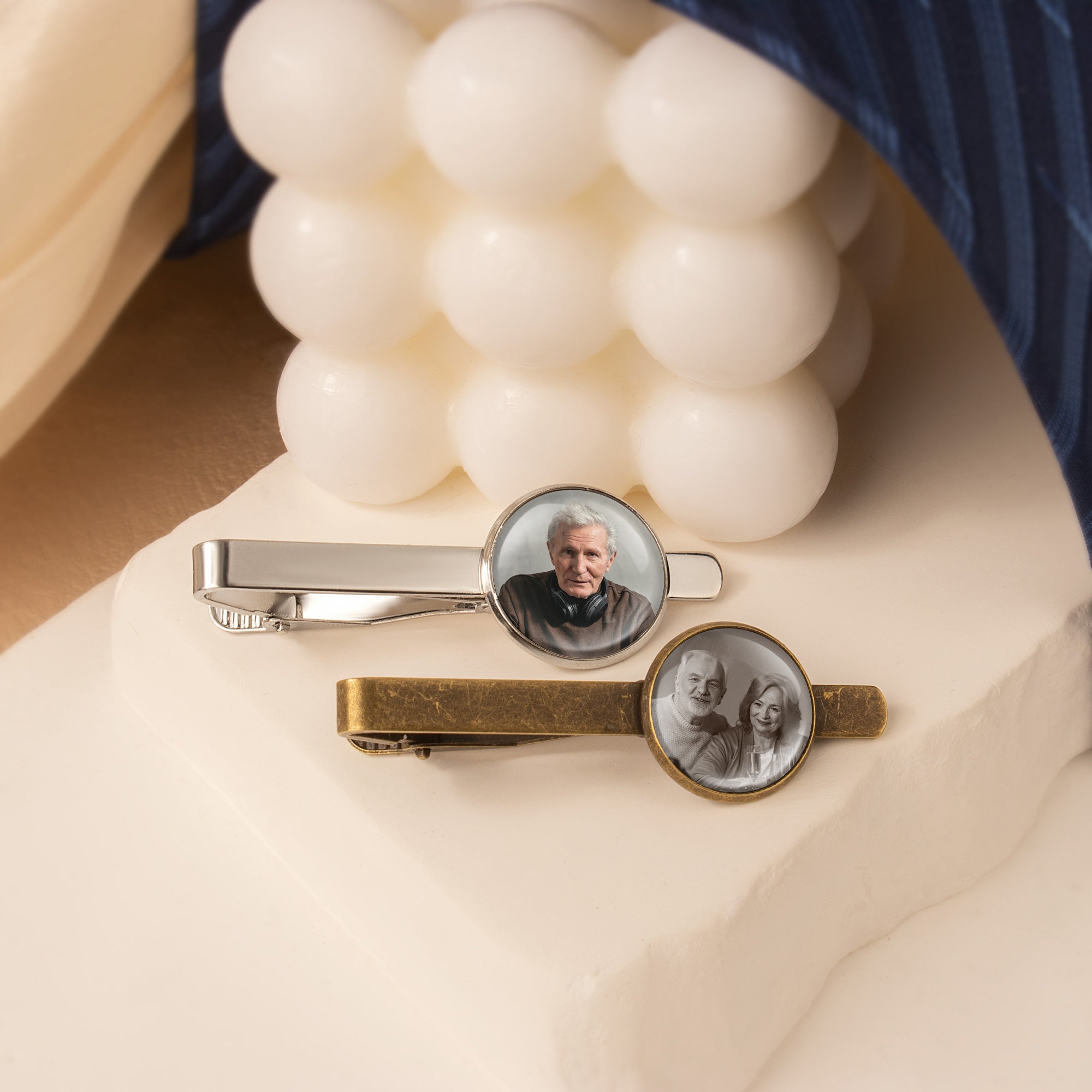 Round Memorial Tie Clip with Glass Dome Cab