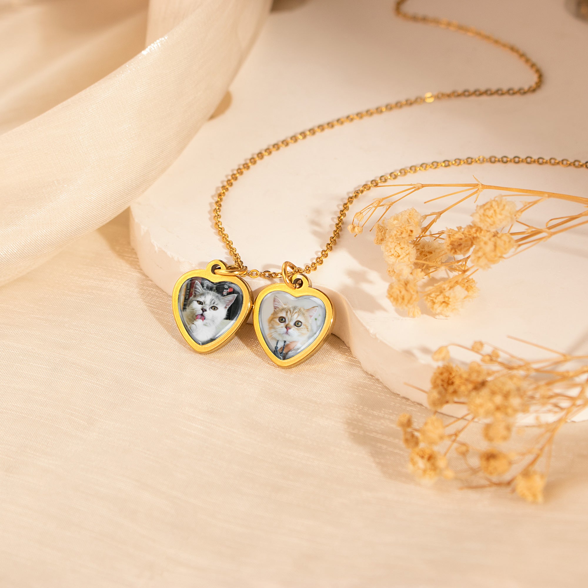 Heart Pet Photo Necklace with Glass Dome Cab