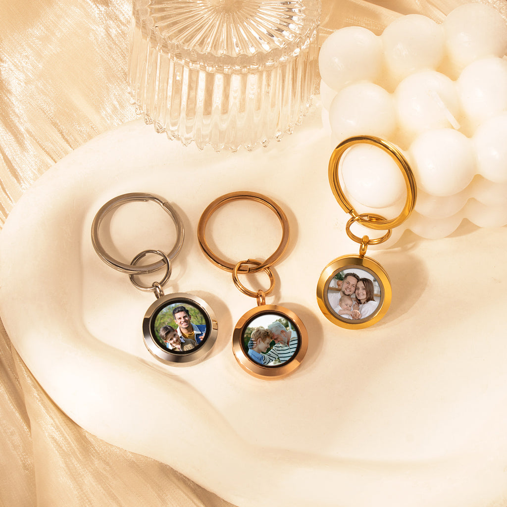 Round Photo Locket Keychain