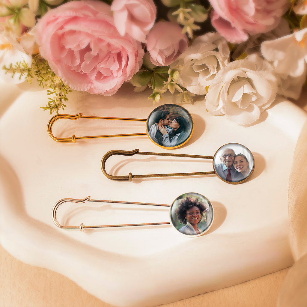 Round Wedding Photo Charm Pin Brooch