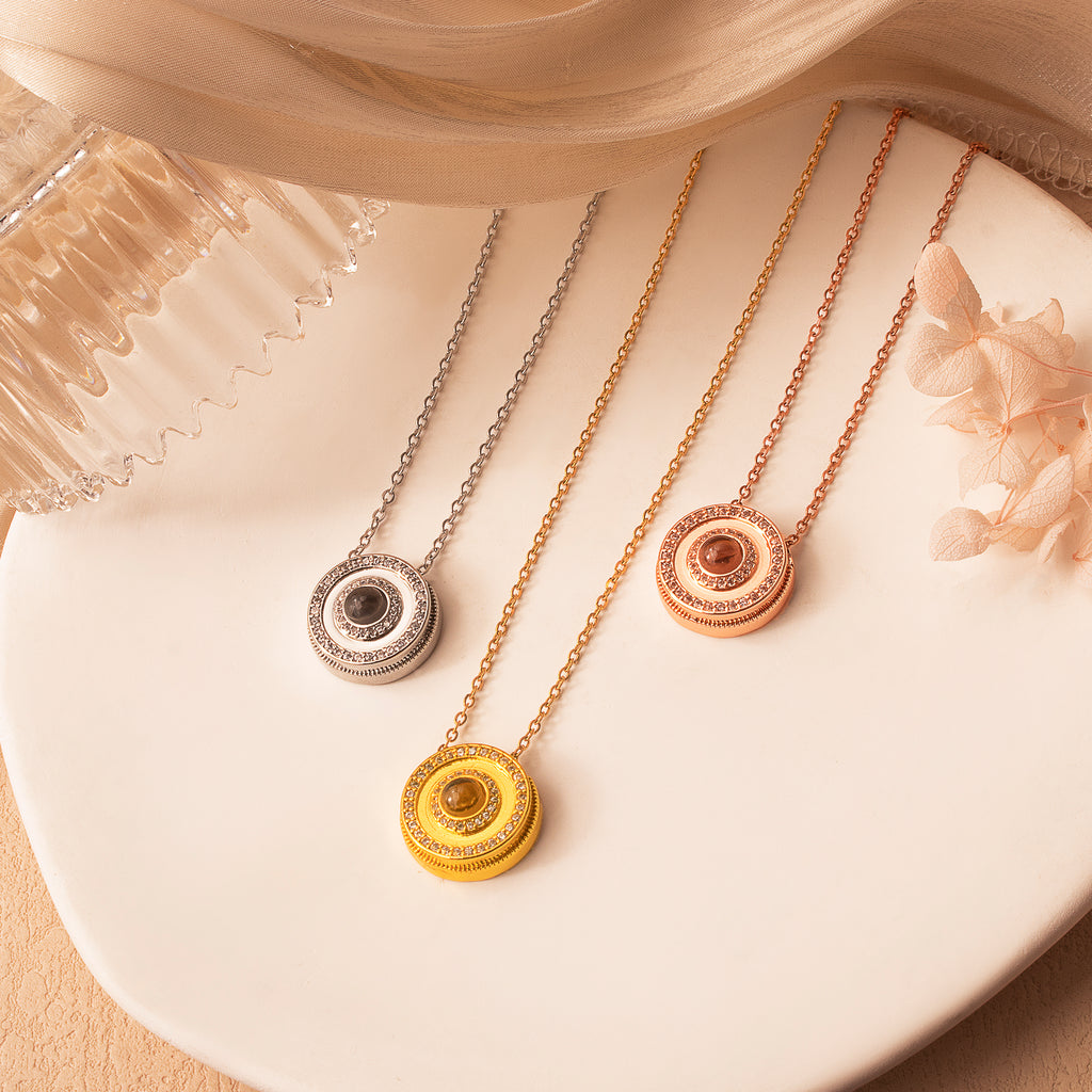 Round Photo Projection Necklace