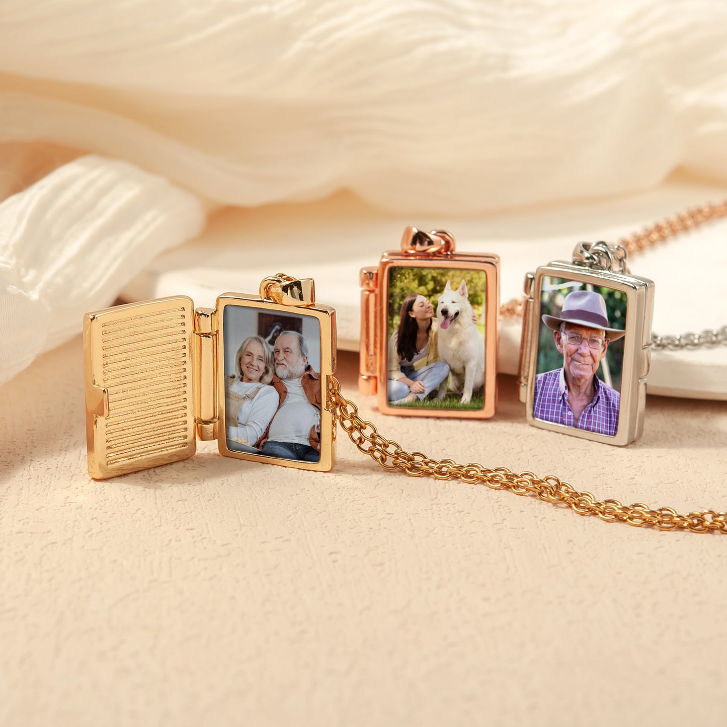 Personalized Family Photo Memries Locket-Style Necklace