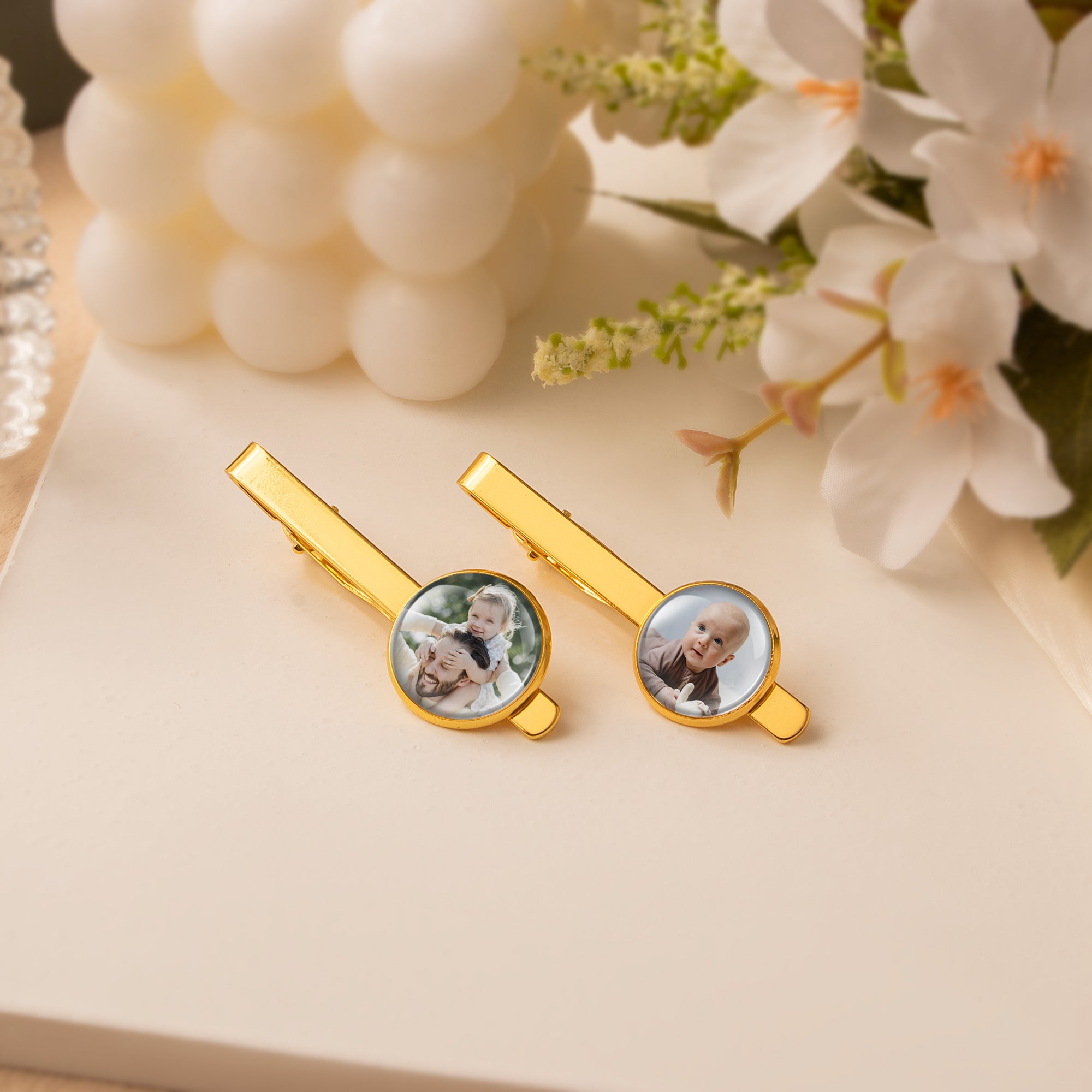 Round Tie Clip with Glass Dome Cab