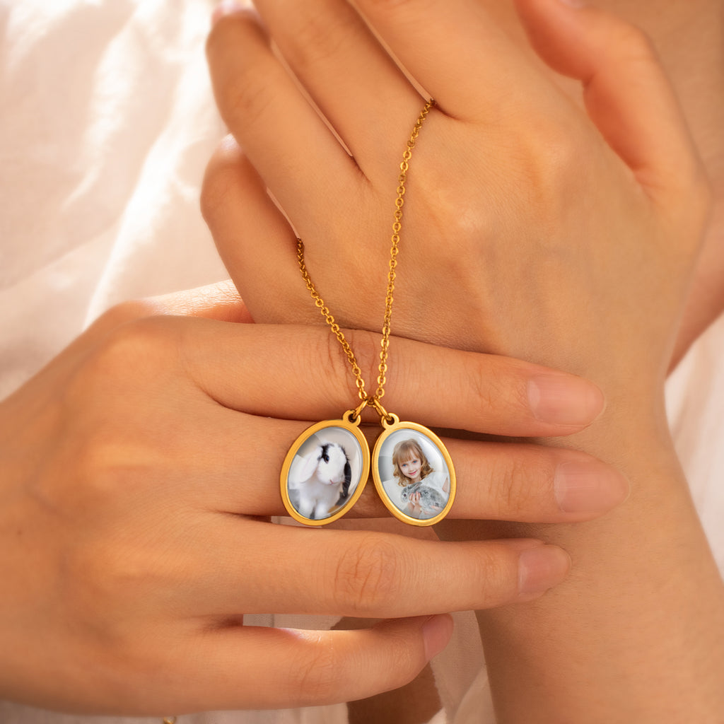 Oval Pet Photo Necklace with Glass Dome Cab