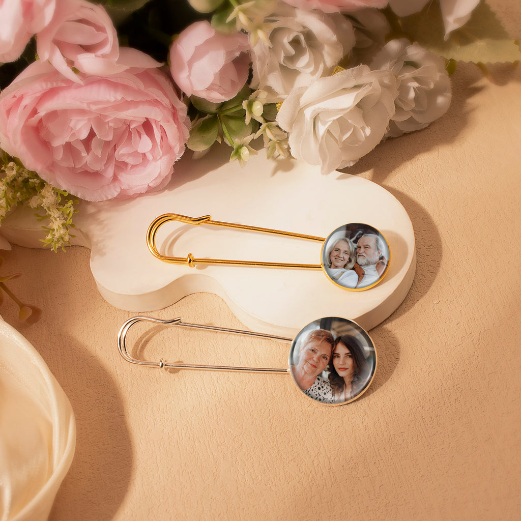 Round Wedding Photo Charm Pin Brooch