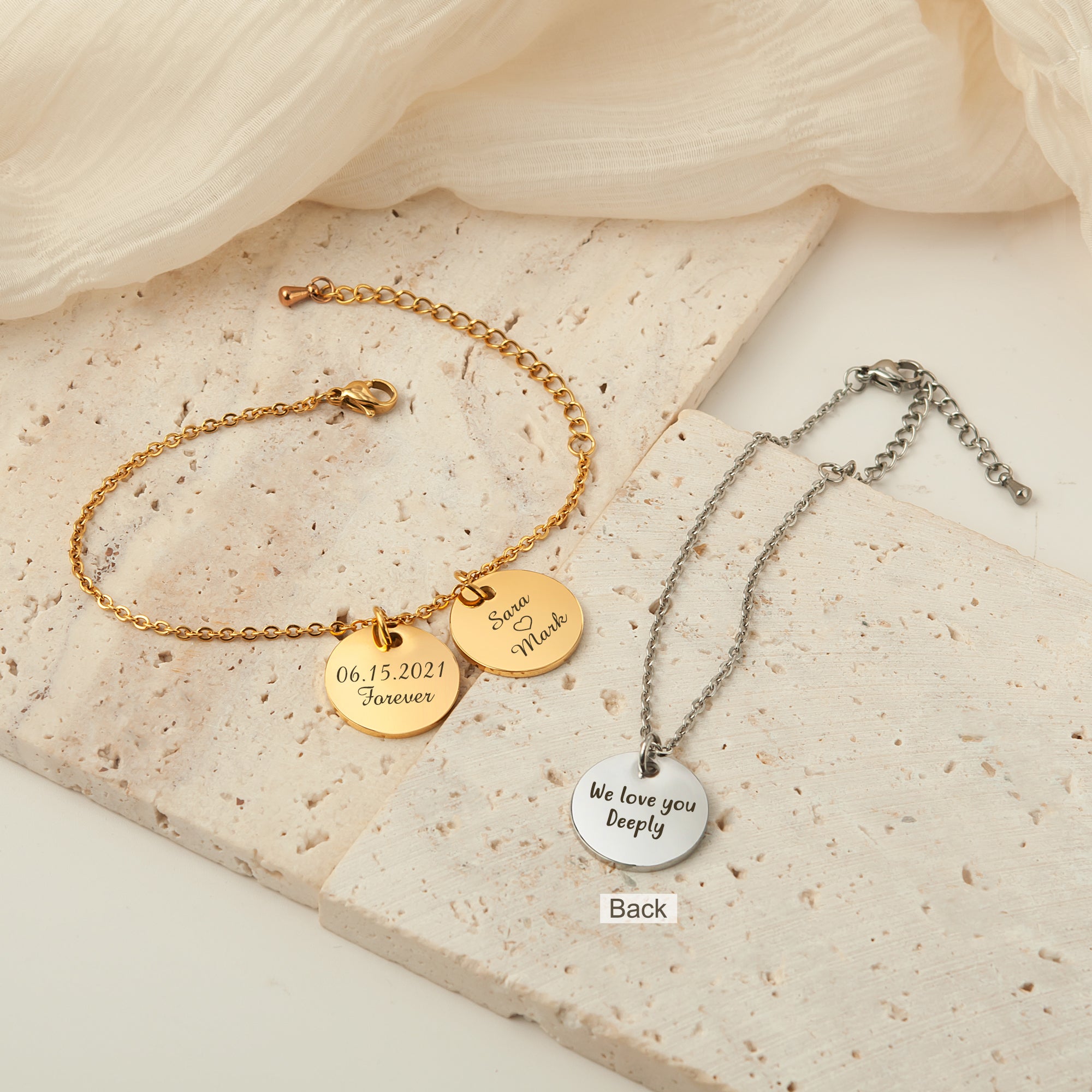 Personalized Round Charm Chain Bracelet