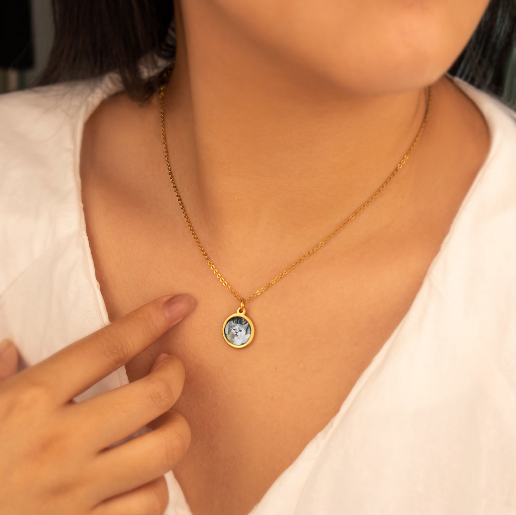 Round Pet Photo Necklace with Glass Dome Cab