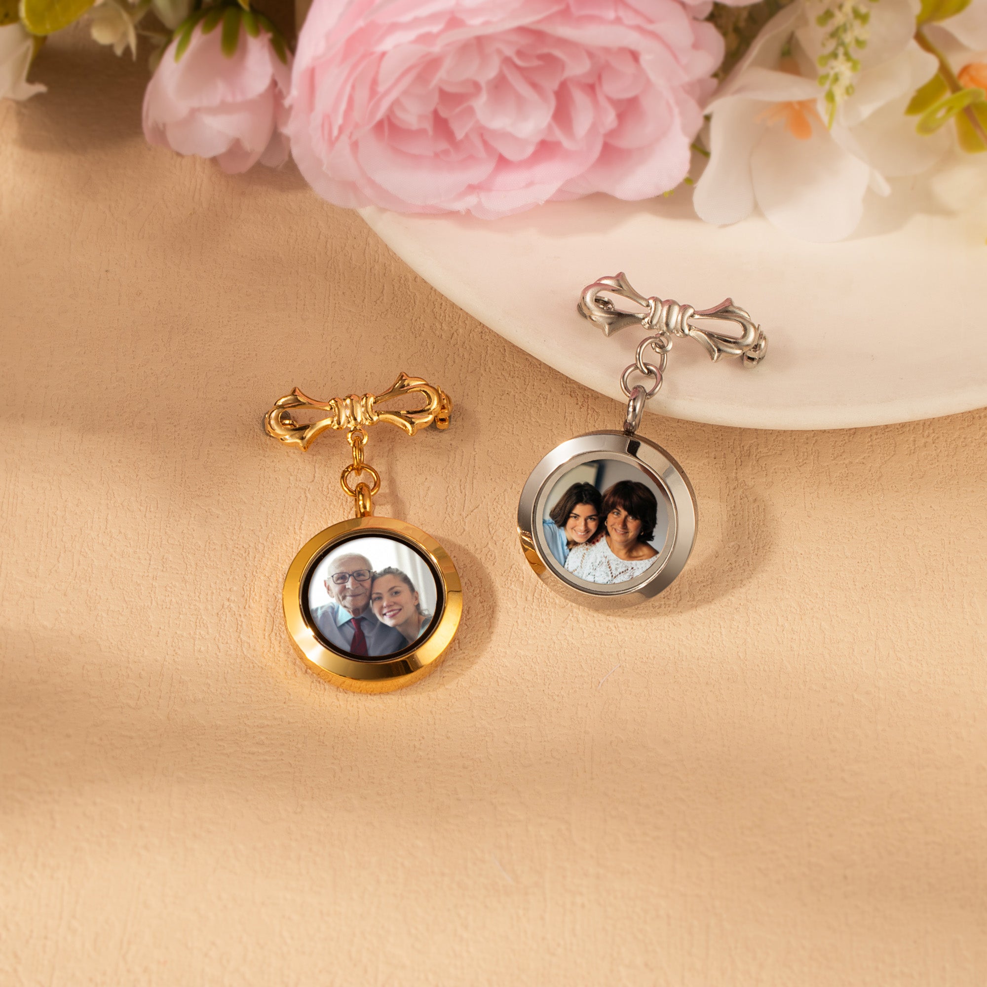 Glass Photo Locket Wedding Lapel Pin