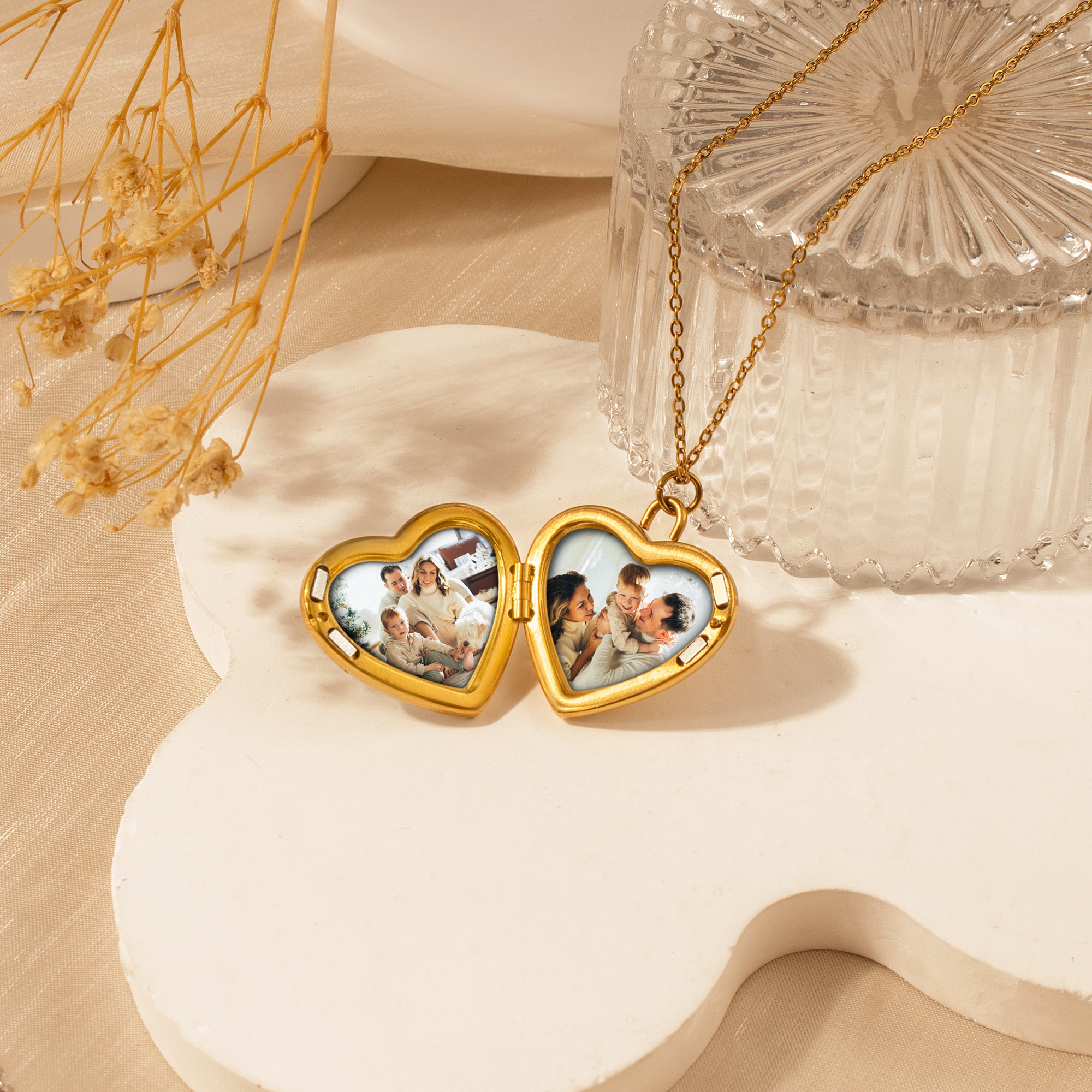 Pearl Heart Pet Memorial Photo Locket Necklace – Personalized Pet