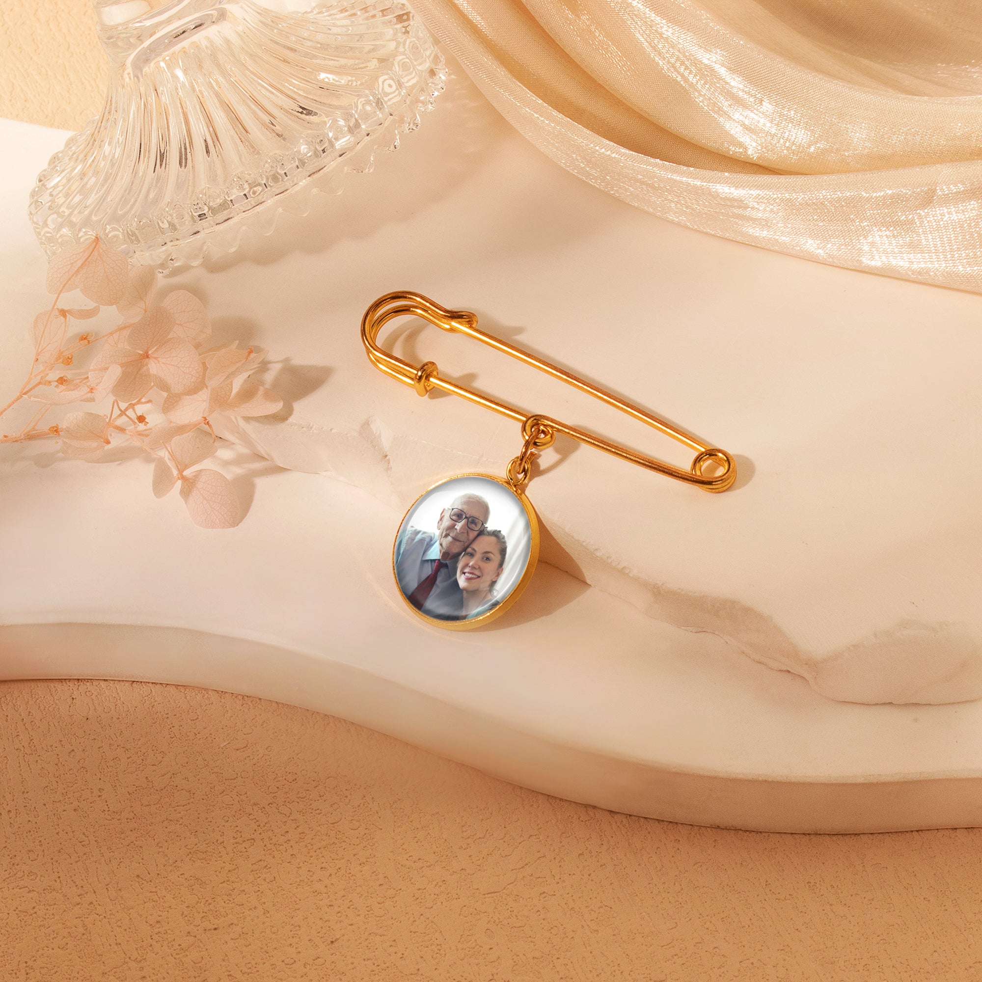 Vertical Round Graduation Photo Brooch Pin