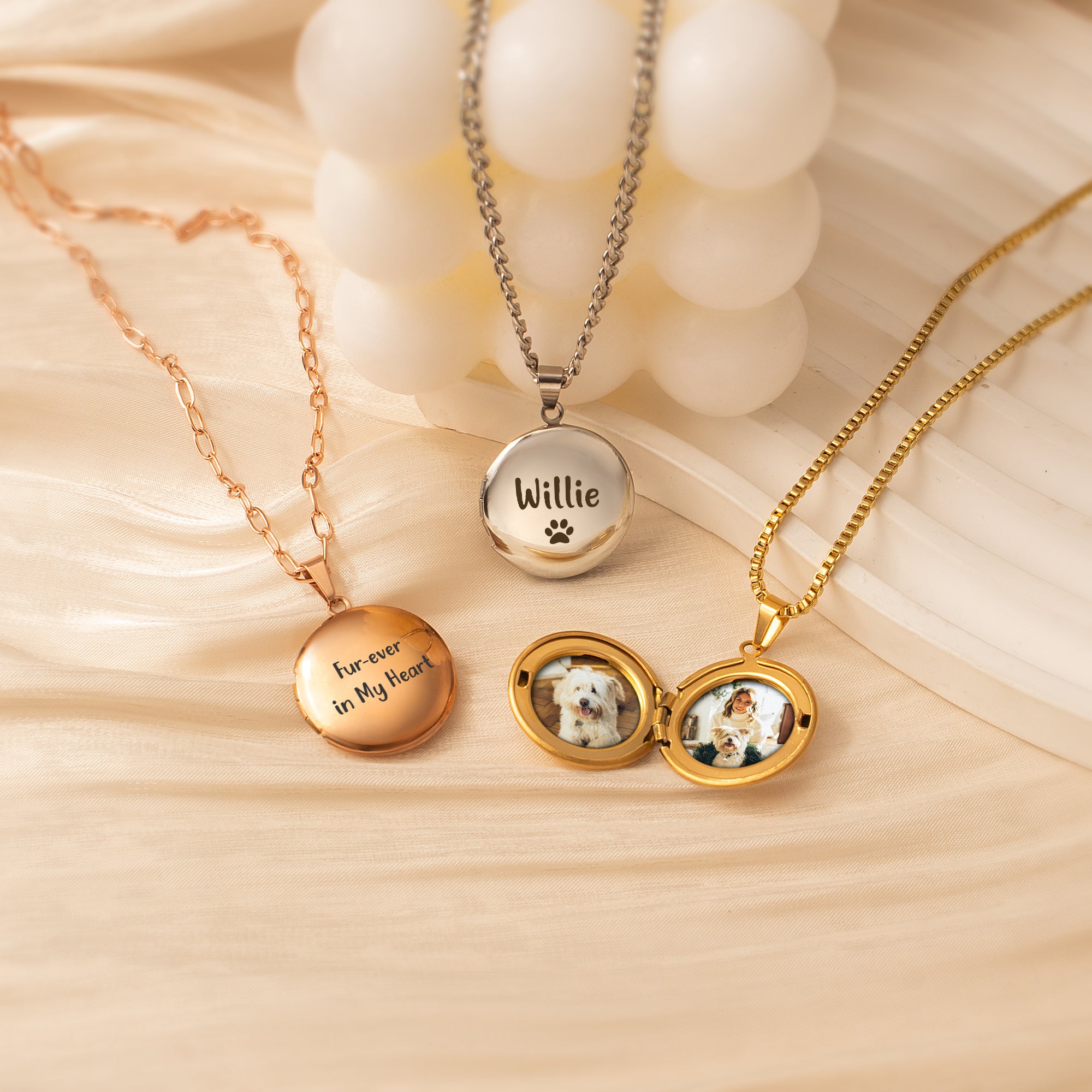 Round Photo Locket Necklace