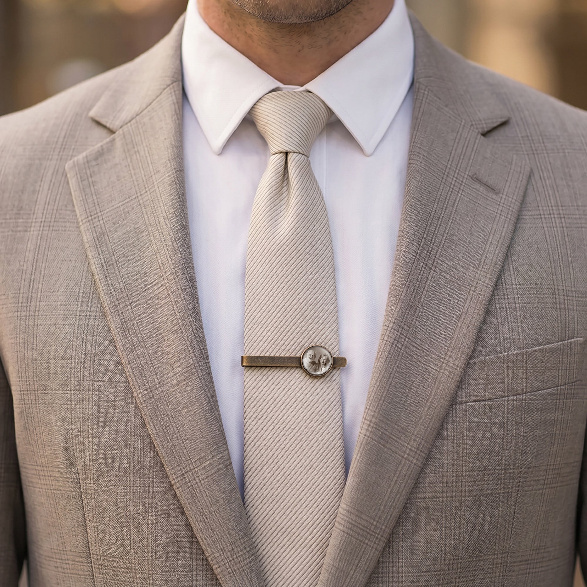 Round Memorial Tie Clip with Glass Dome Cab