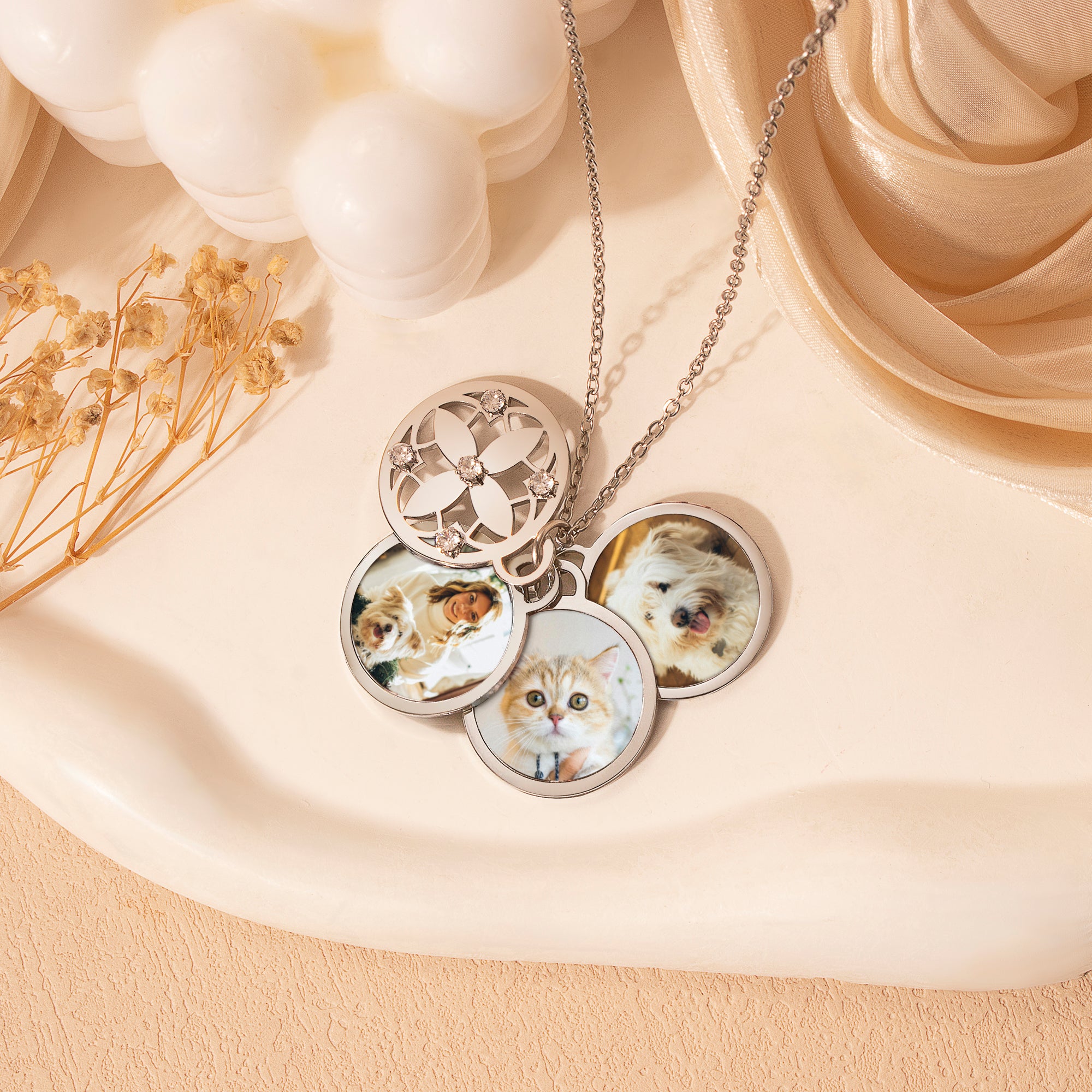Four Leaf Pet Memorial Photo Necklace