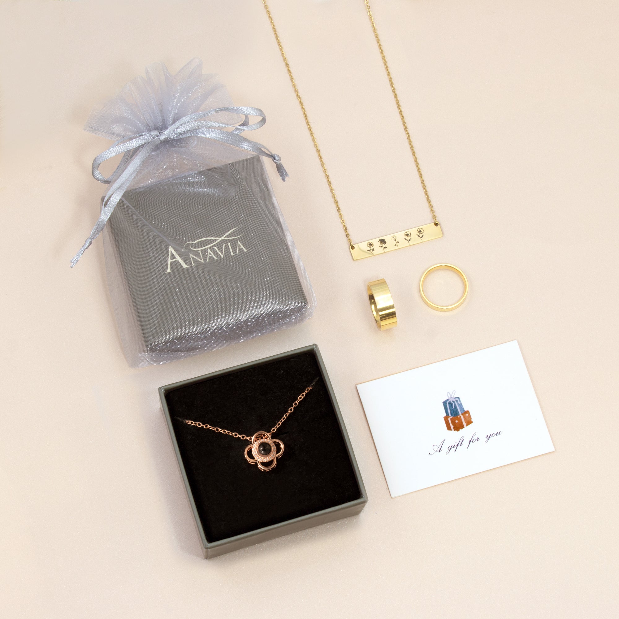 Clover Photo Projection Necklace
