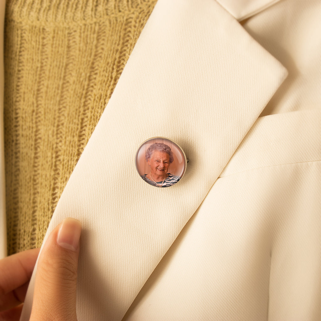 Custom Round Photo Pin