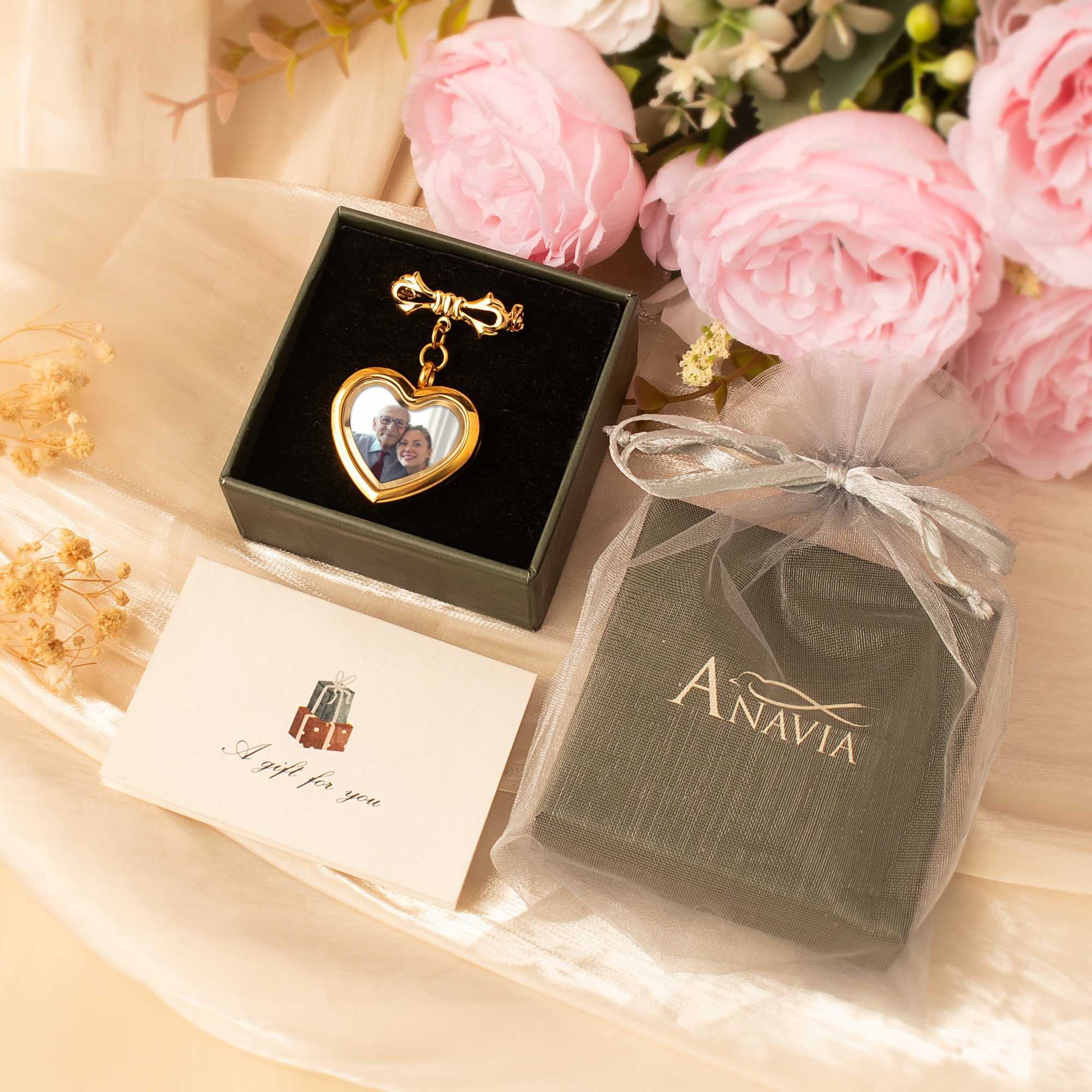 Glass Heart Wedding Photo Locket Brooch Pin