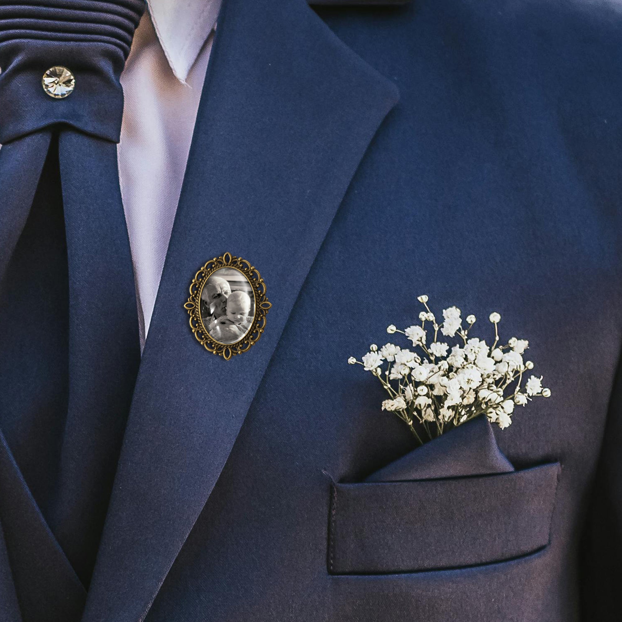 Vintage Oval Resin Wedding Photo Brooch Pin
