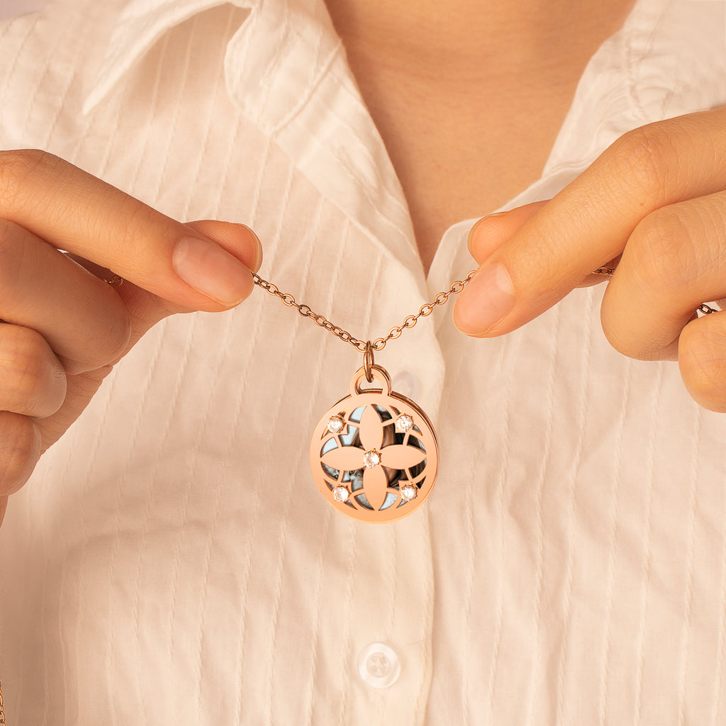Four Leaf Pet Memorial Photo Necklace