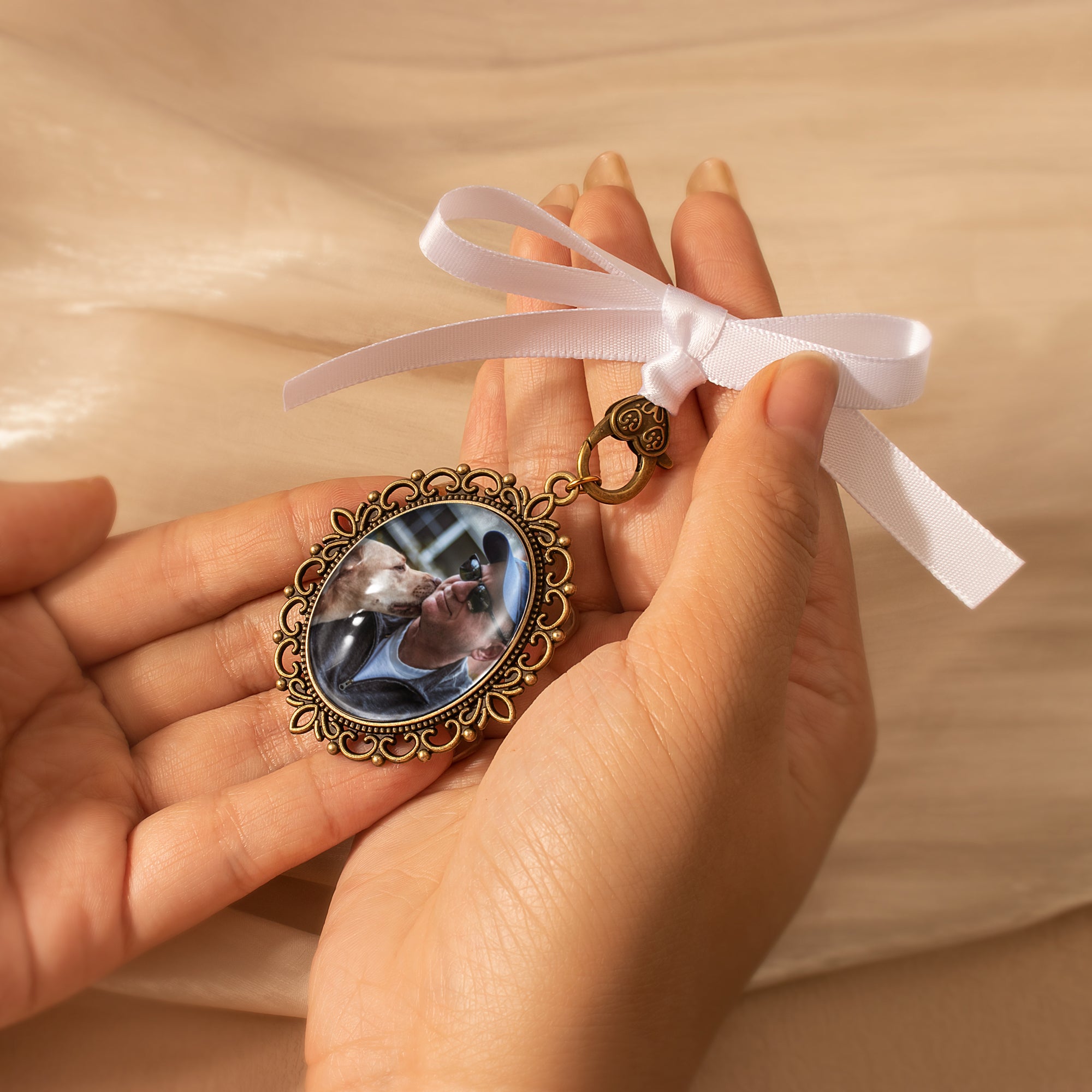 Reversible Graduation Photo Ribbon Brooch