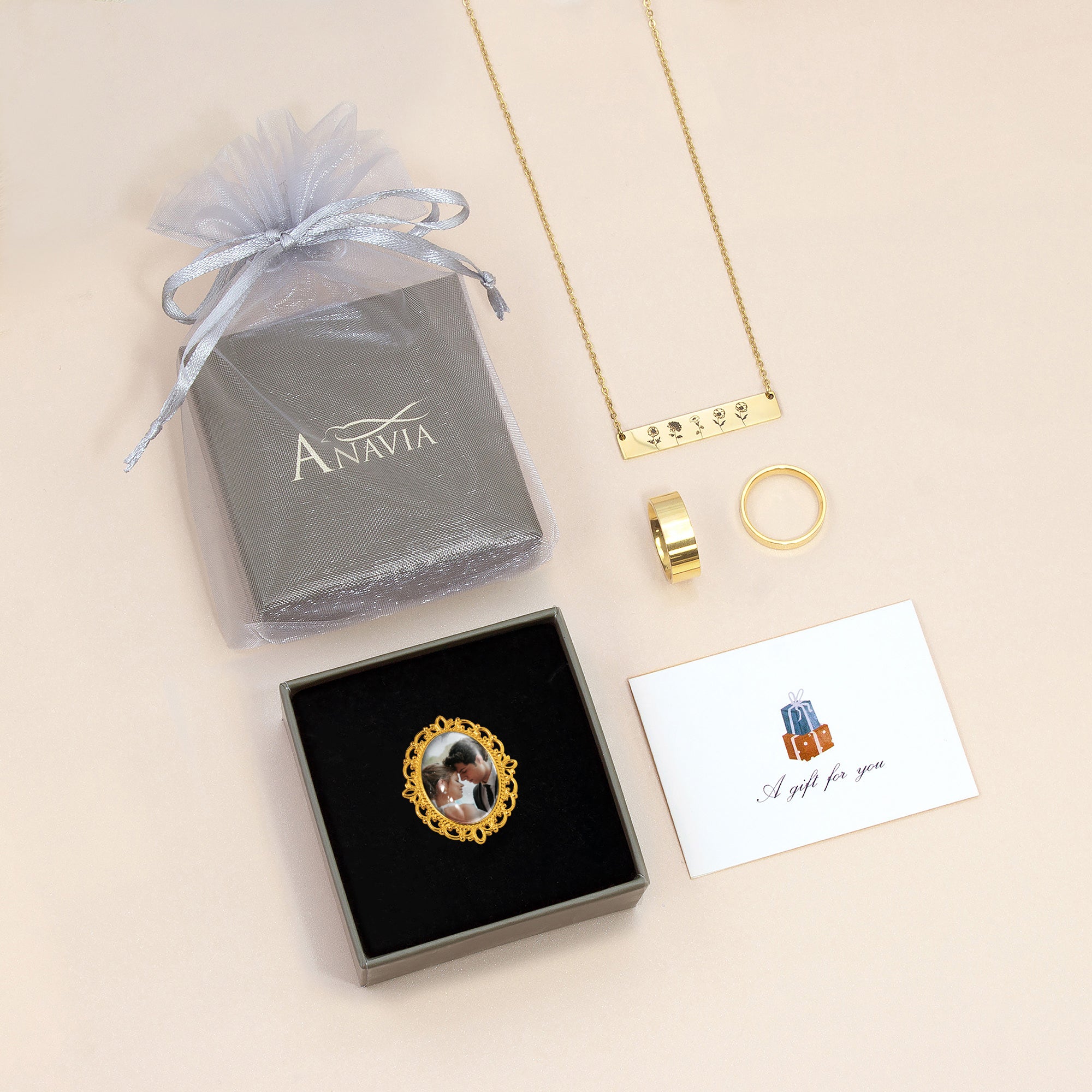 Vintage Oval Resin Pet Photo Brooch