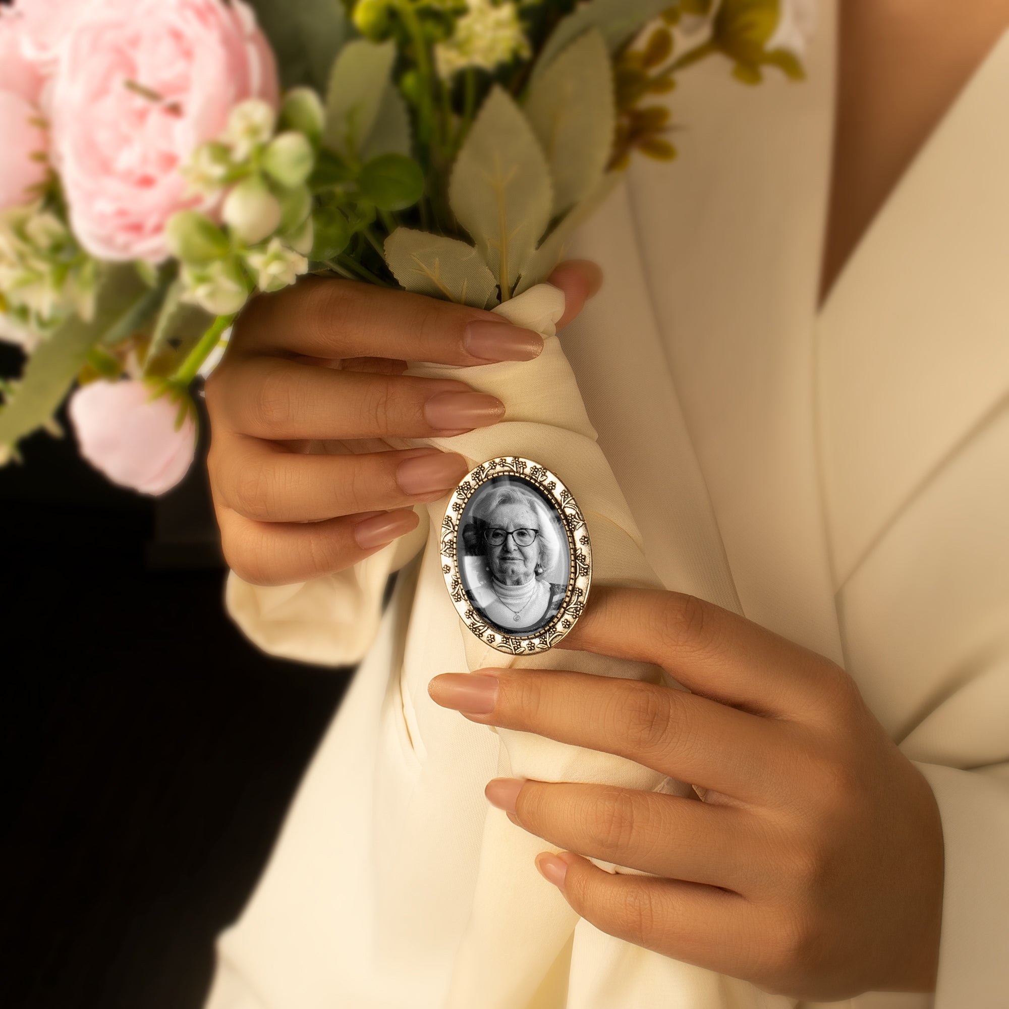 Vintage Oval Floral Memorial Wedding Photo Brooch
