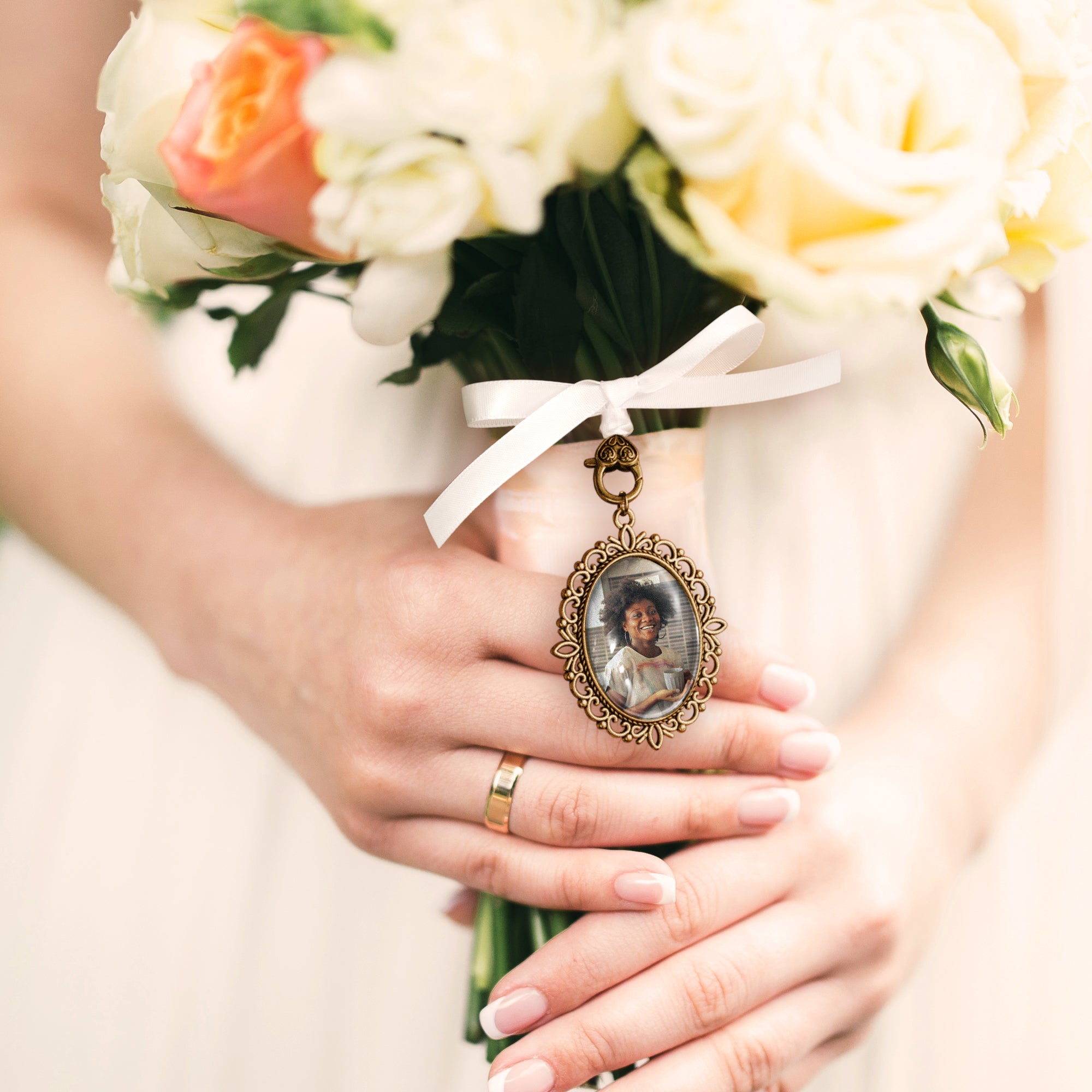 Reversible Wedding Photo Ribbon Brooch