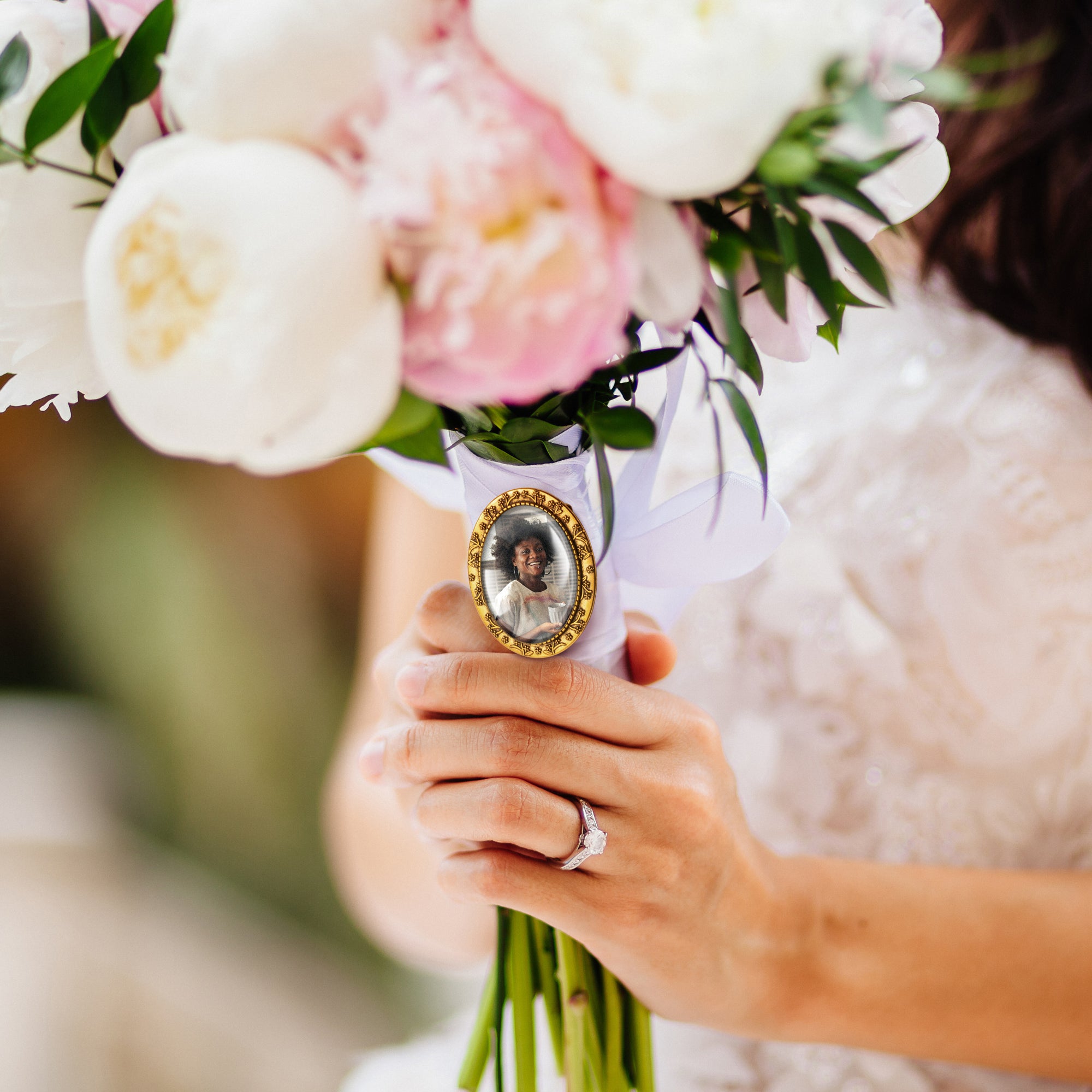 Vintage Oval Floral Memorial Wedding Photo Brooch