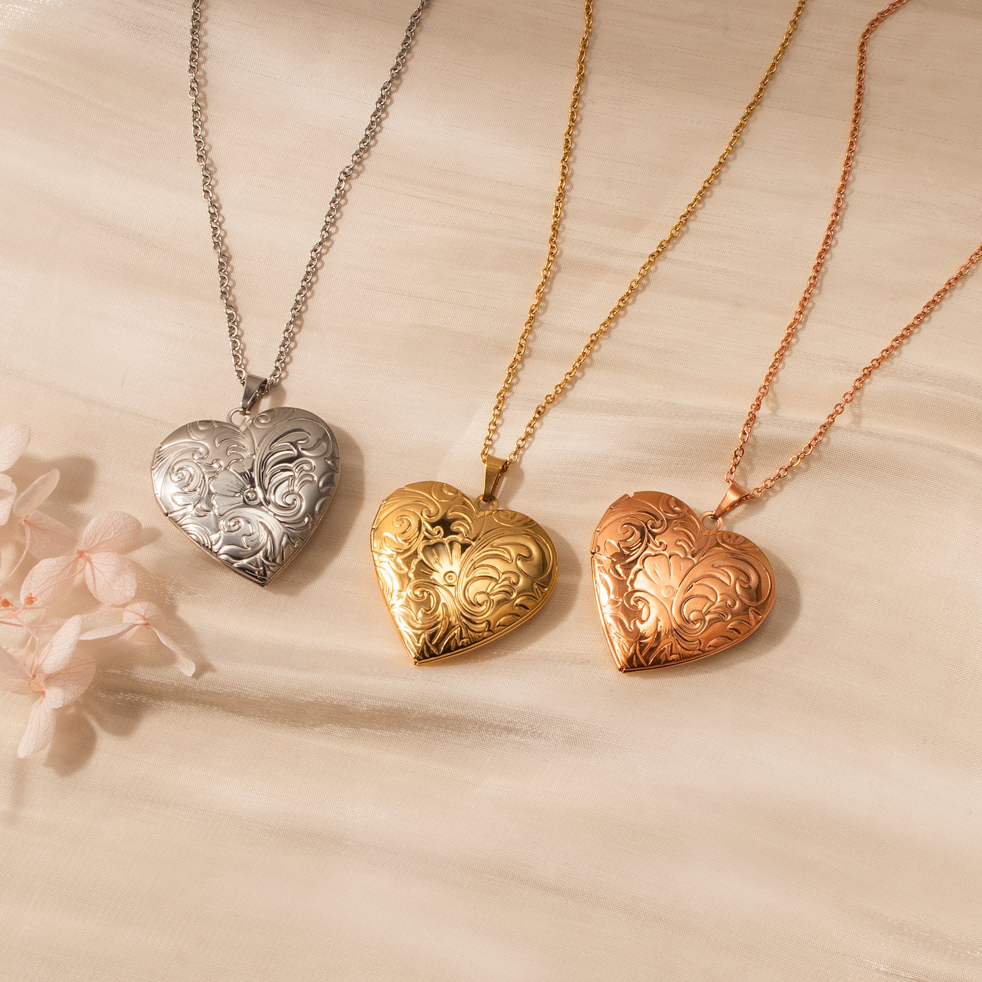 Custom Plant Pattern Photo Heart Locket