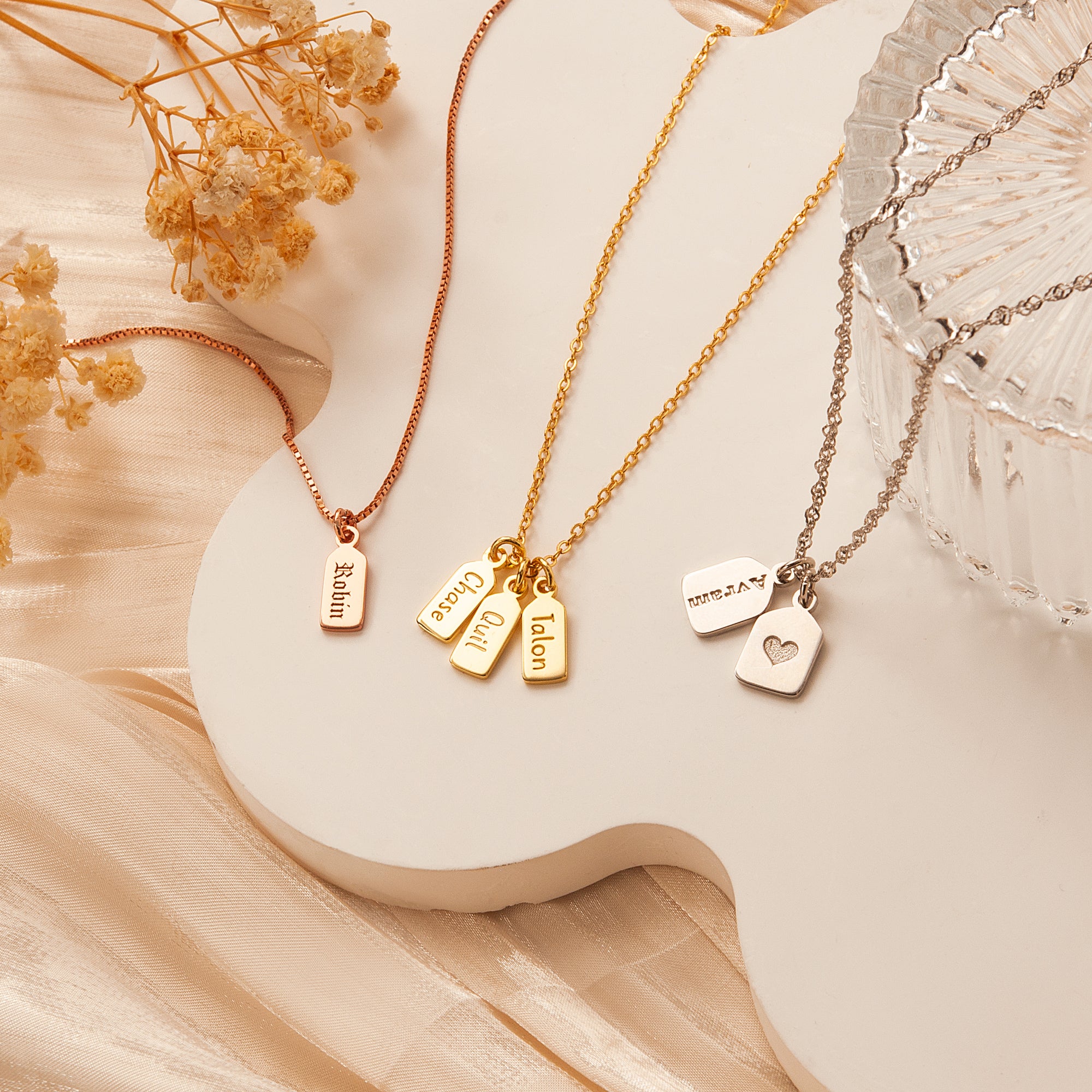 Name Mini Tag Brass Bar Necklace
