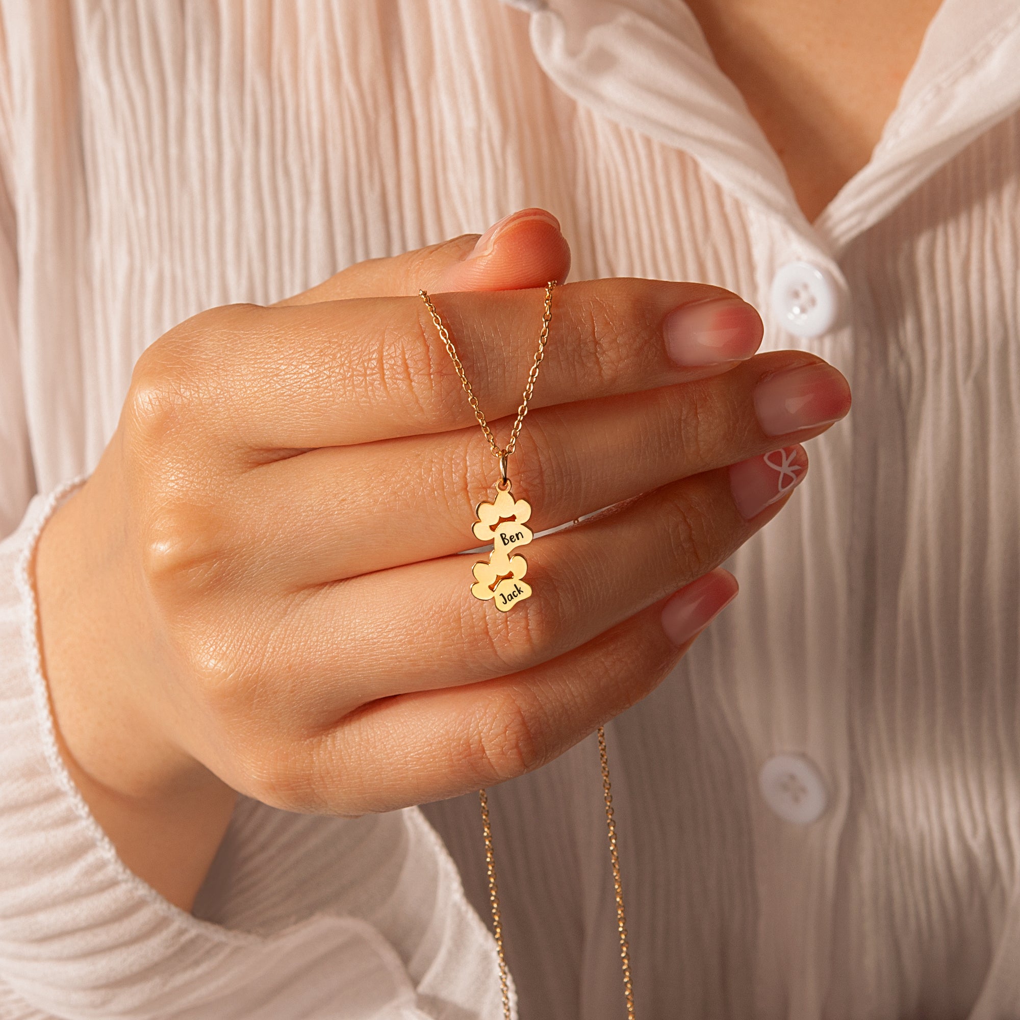 Vertical Paw Print Name Necklace