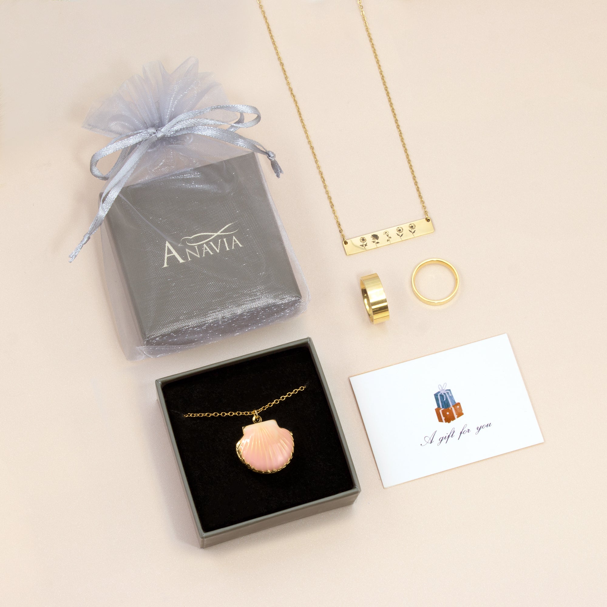 Custom Seashell Pet Photo Locket Necklace