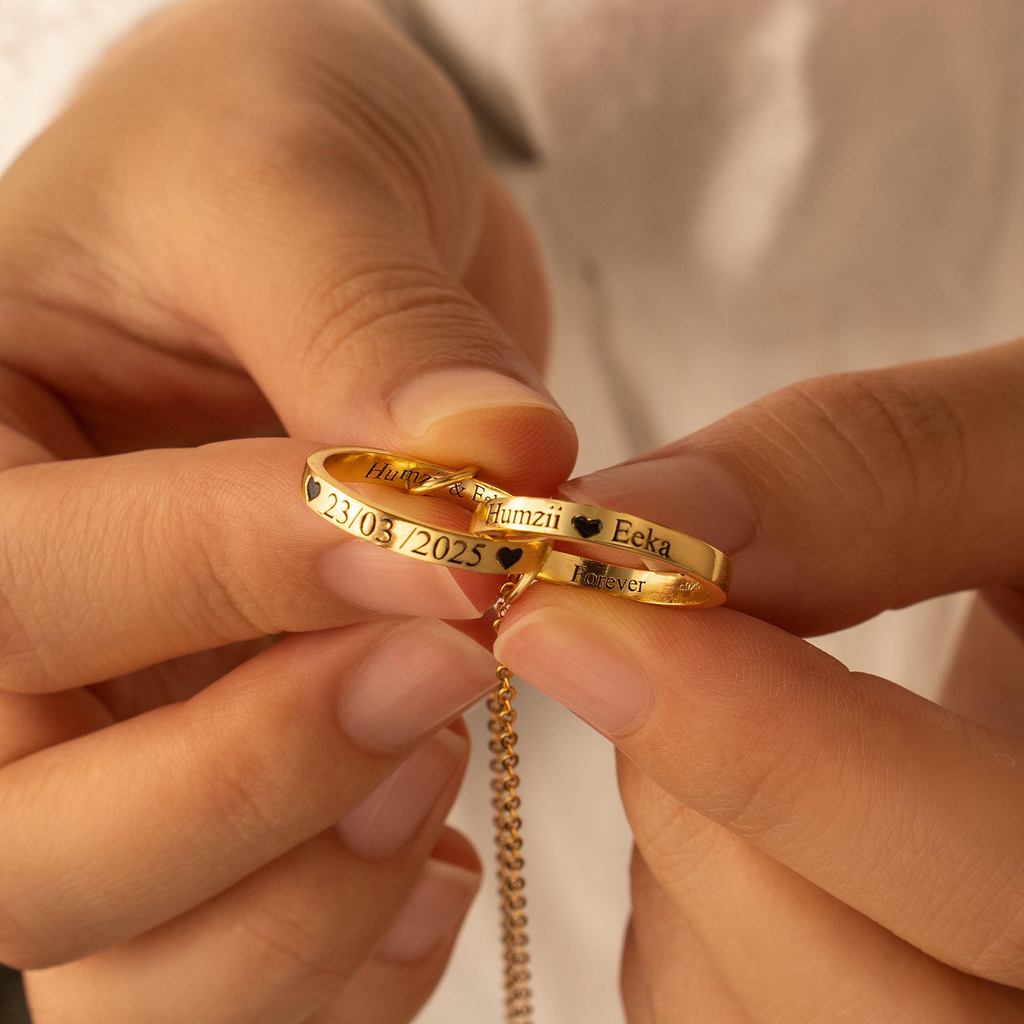 Interlocking Rings Necklace