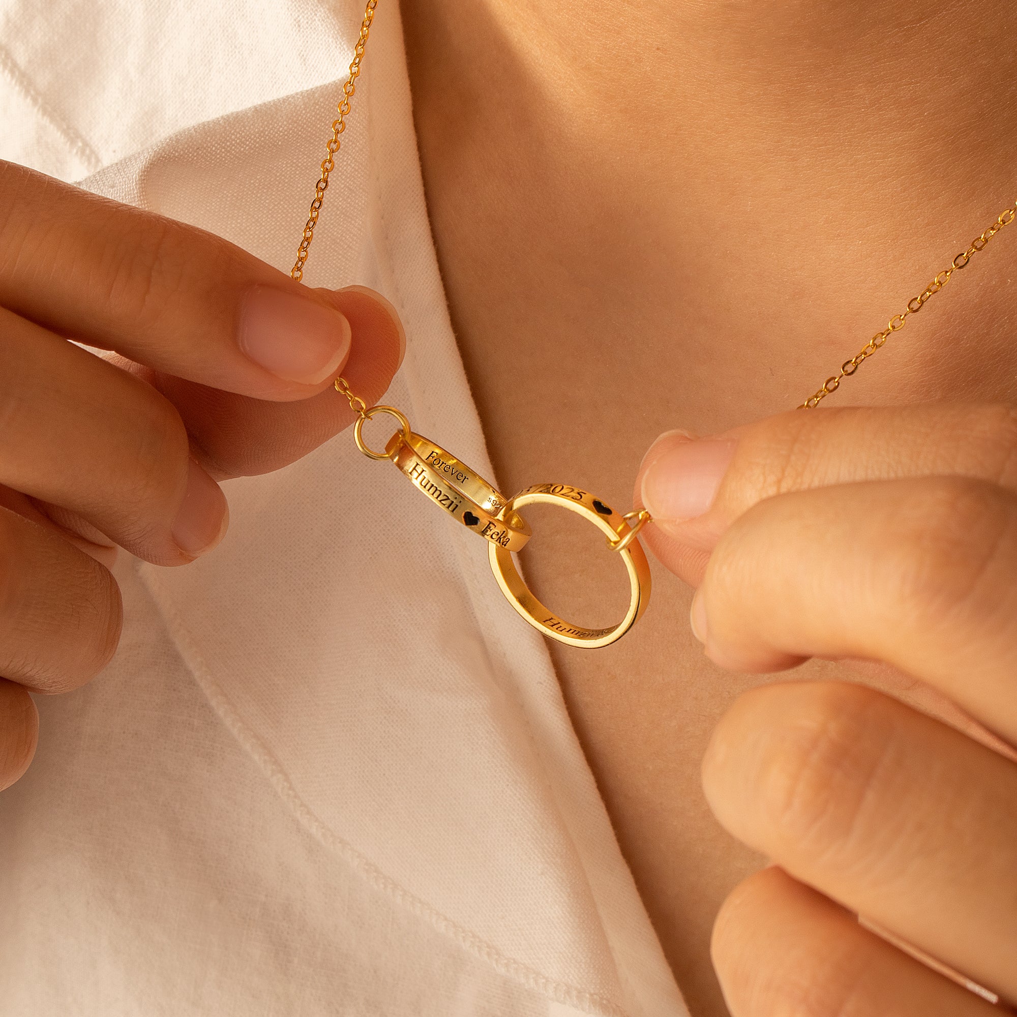 Interlocking Rings Necklace