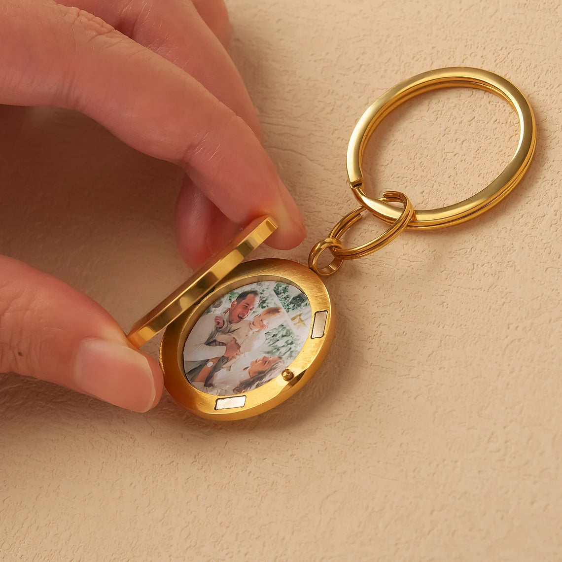 Custom Picture Keyring with Message Photo Locket Key Chain