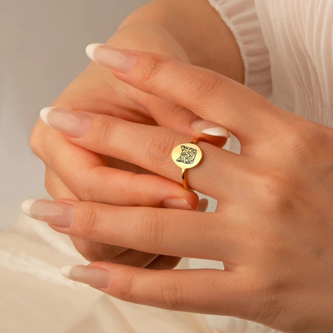 Personalized Oval Pet Portrait Ring