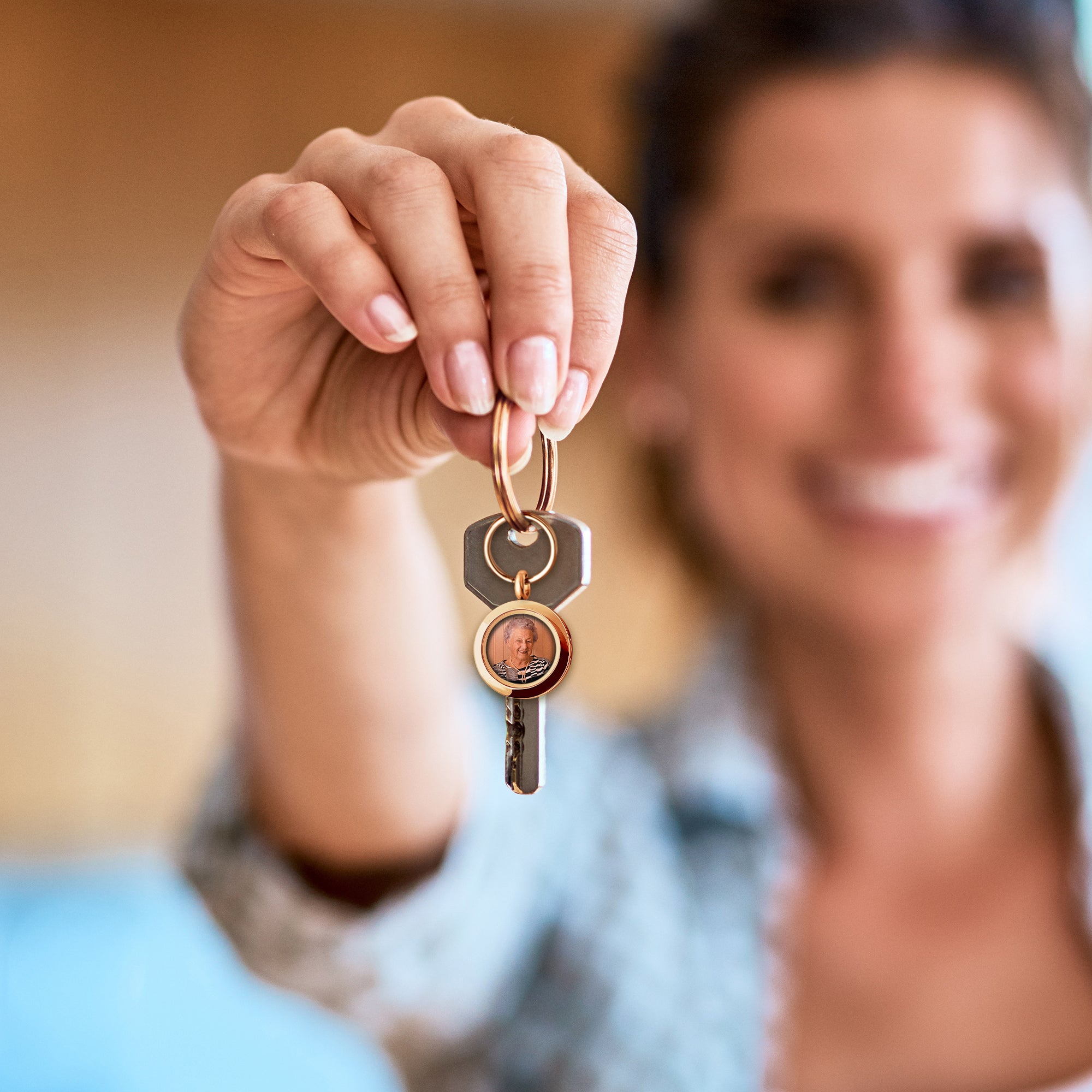 Round Photo Locket Memorial Keychain